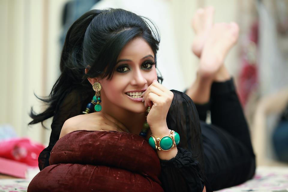 Miss Pooja все песни в mp3