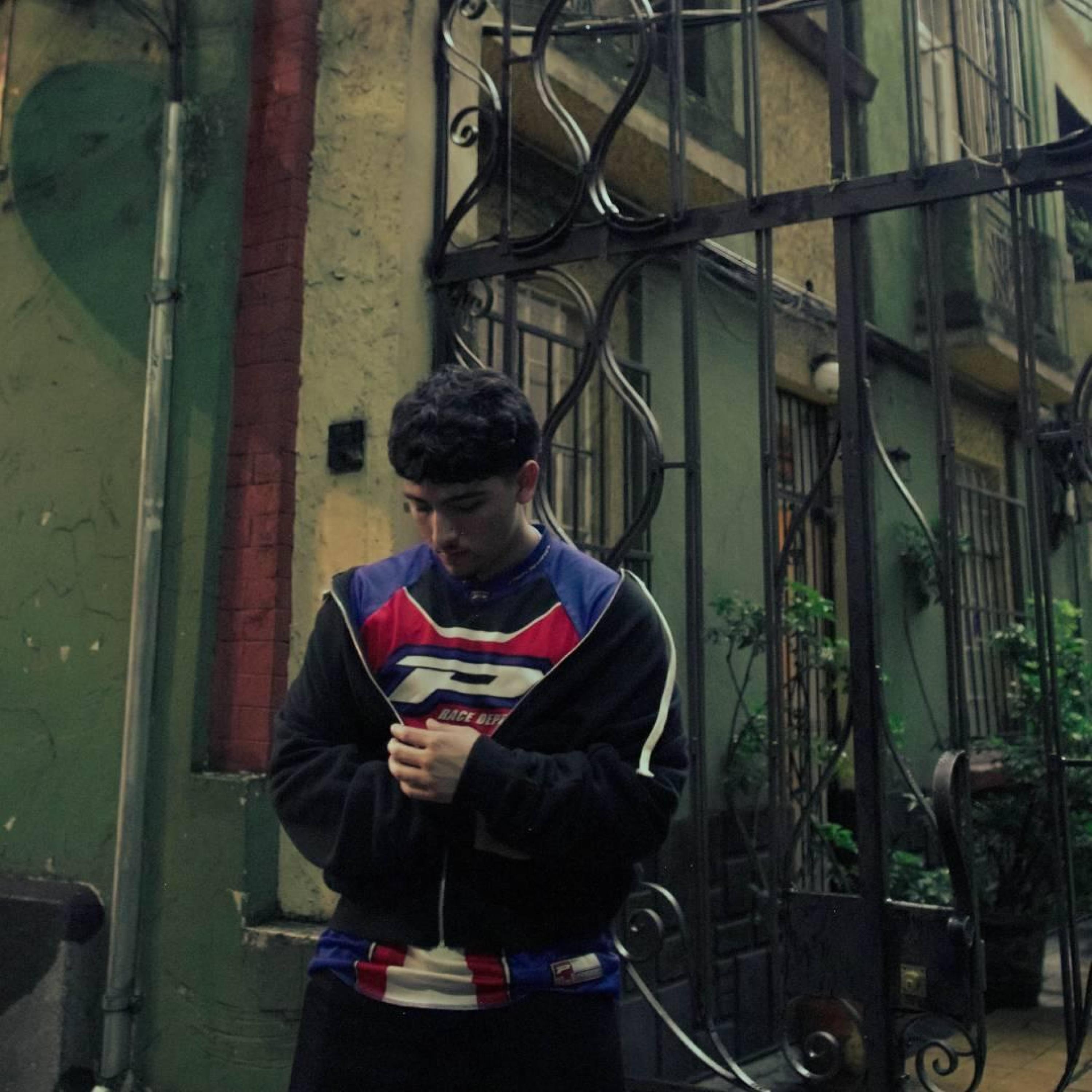 Релиз CASISIEMPRE