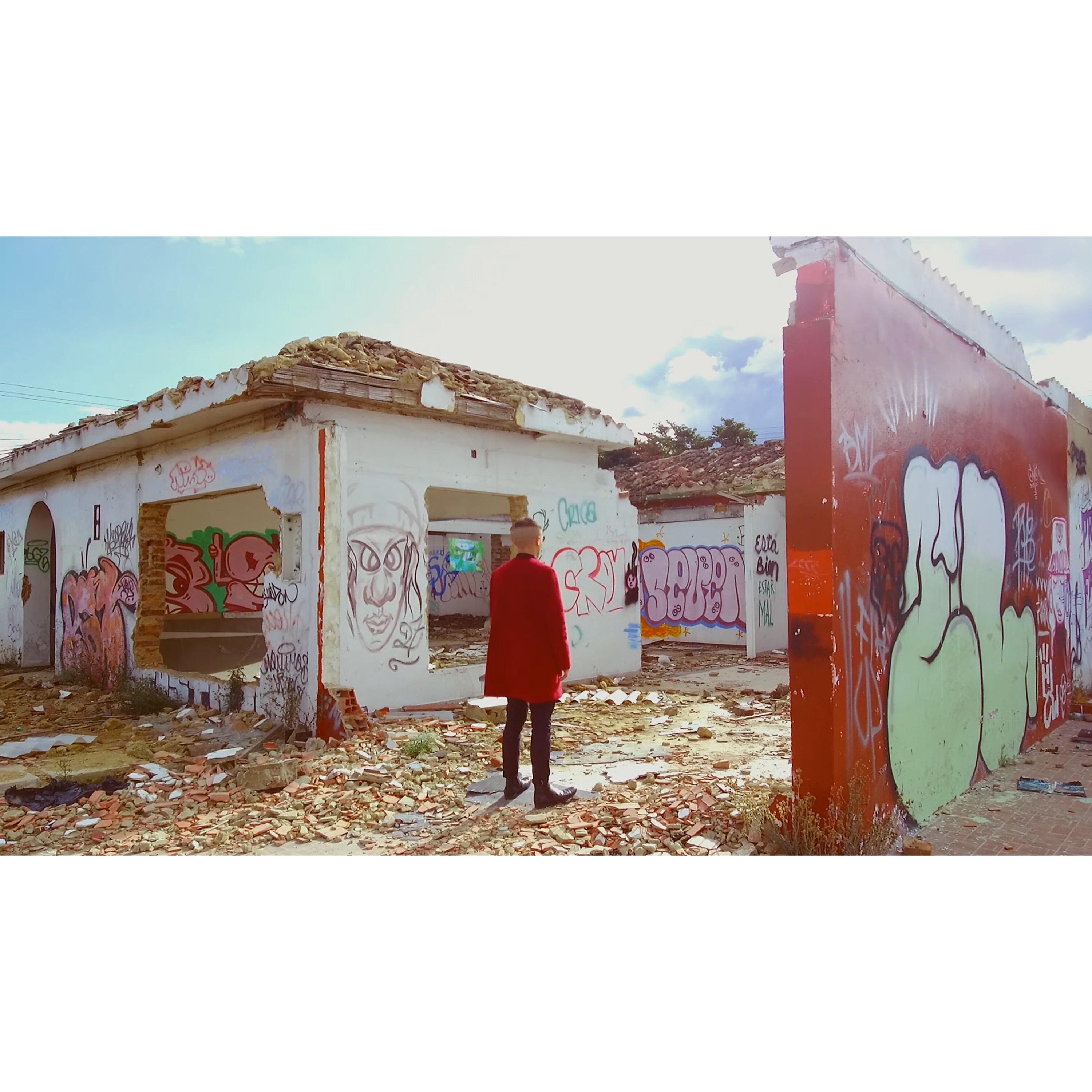 Релиз Fragile