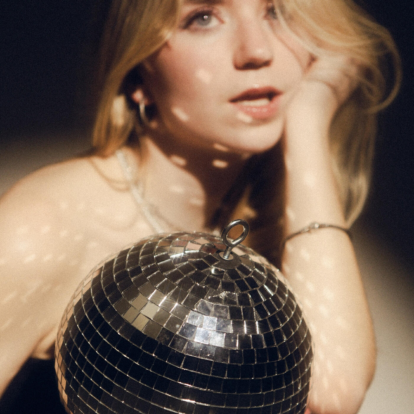 Релиз Party Girl