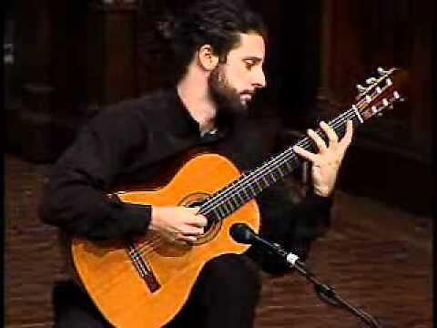 Douglas Lora