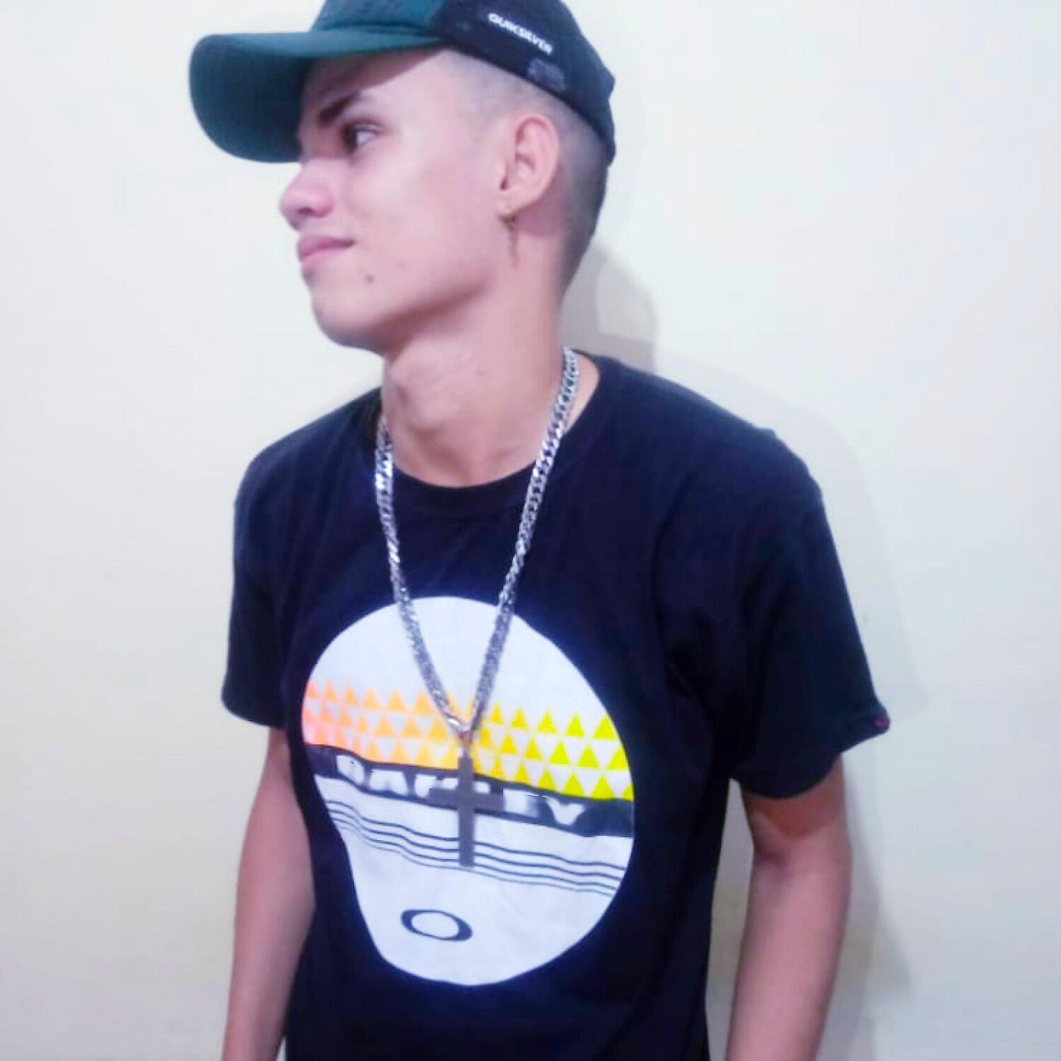 Релиз Novinha Treinada