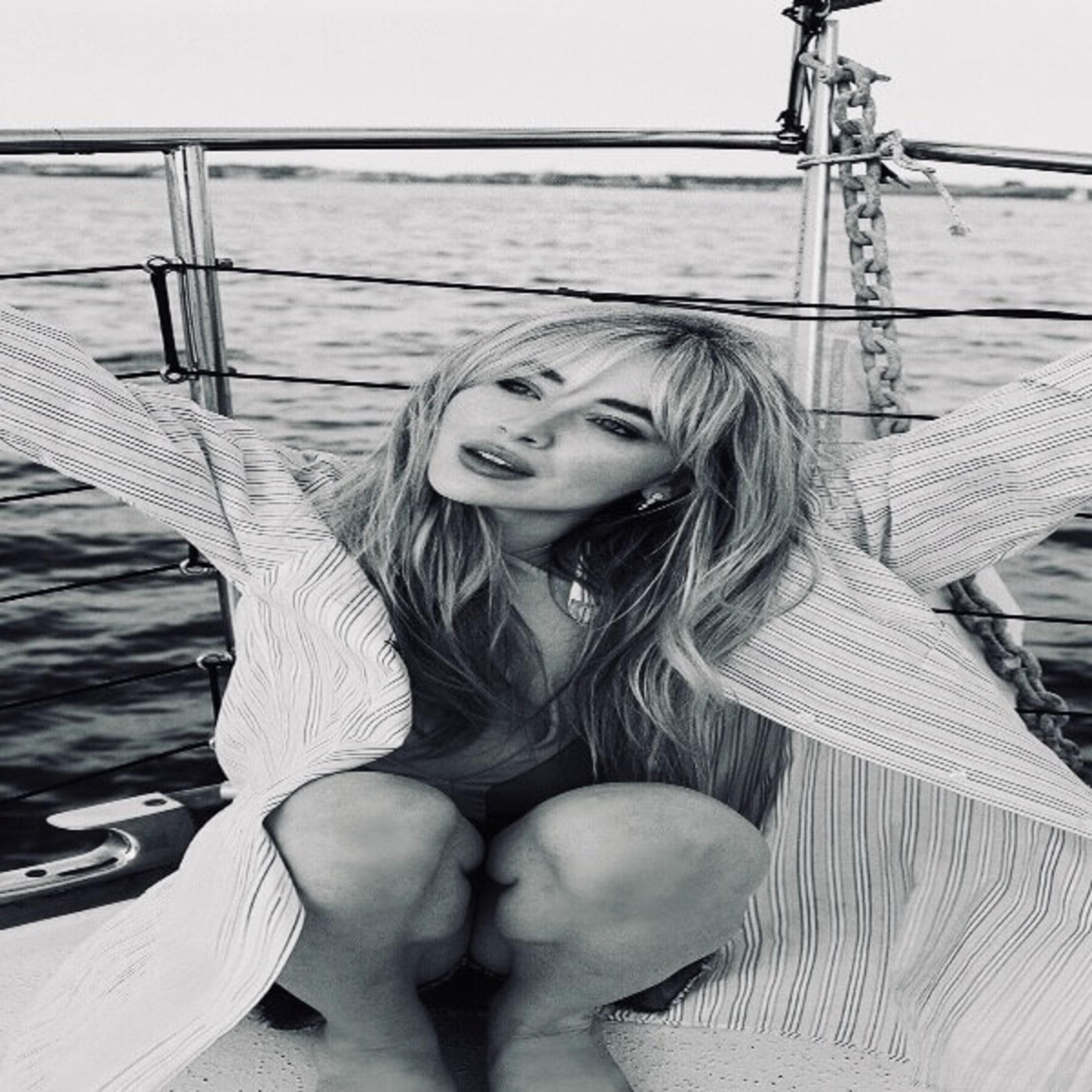 Релиз Falling In Love