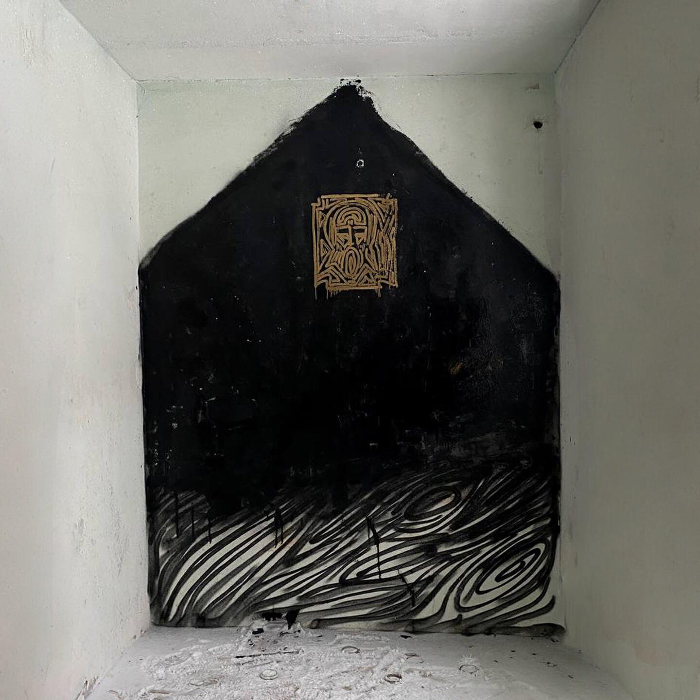 Релиз Белый дым