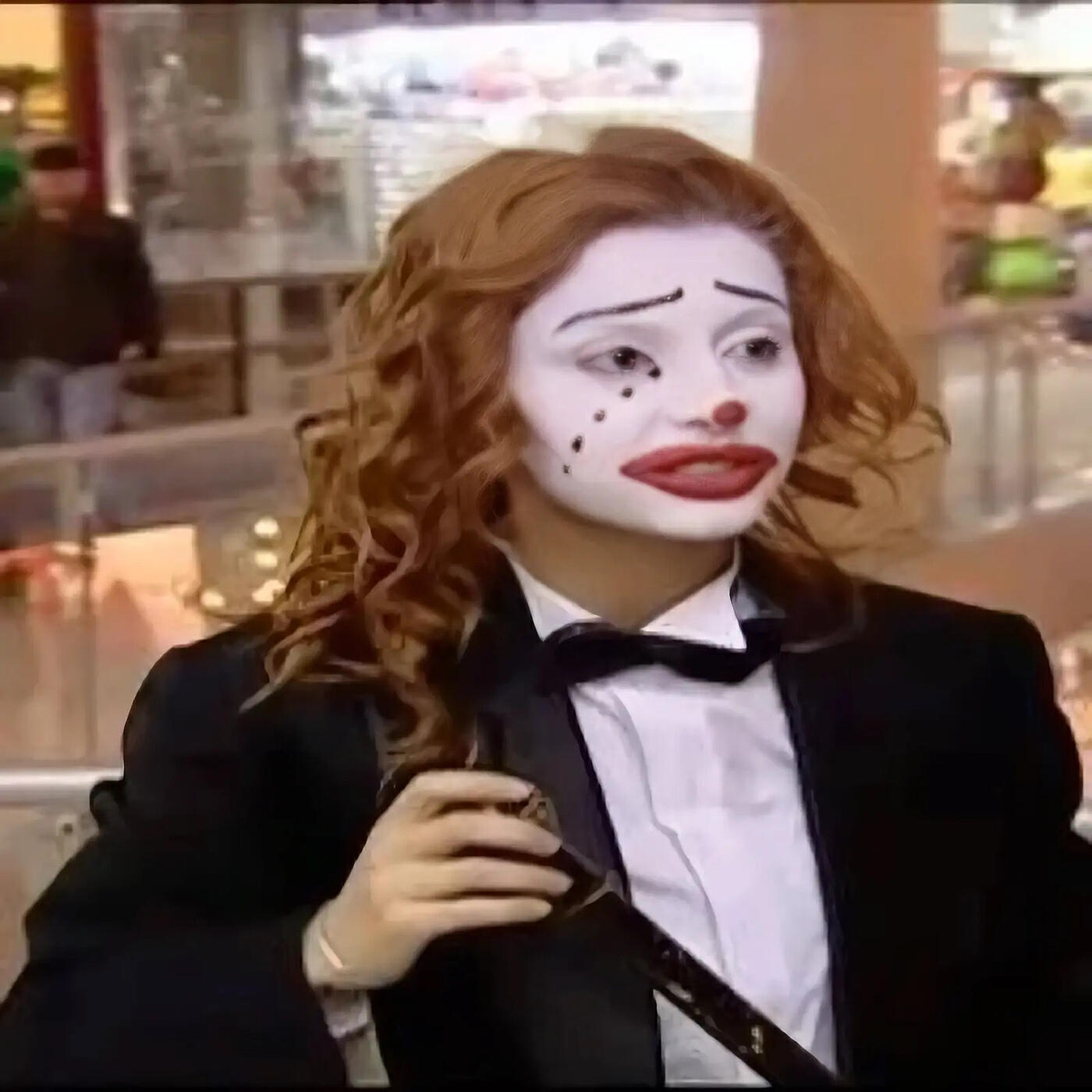 Релиз Clowns