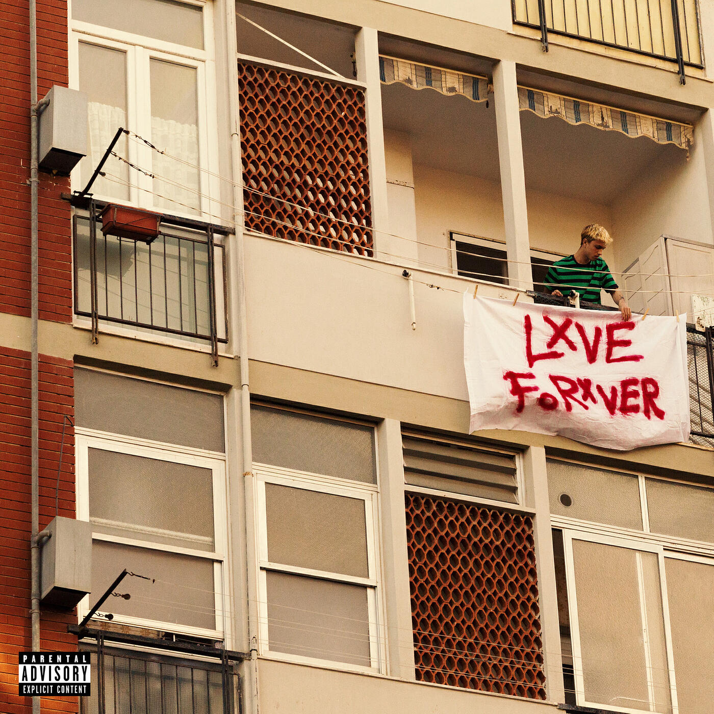 Релиз LxVE FOREvER