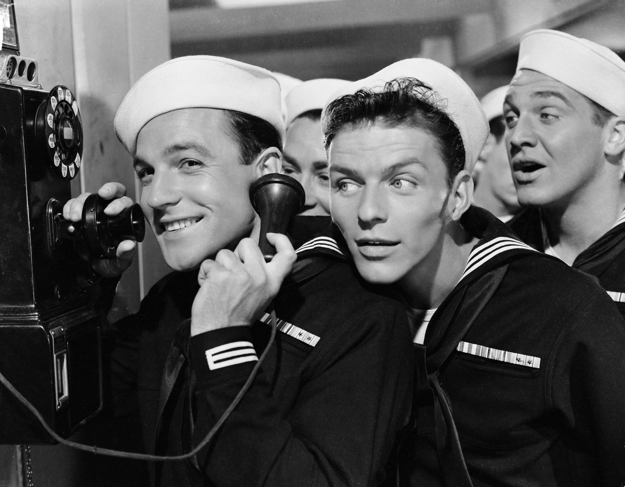Gene Kelly, Frank Sinatra, Jules Munshin