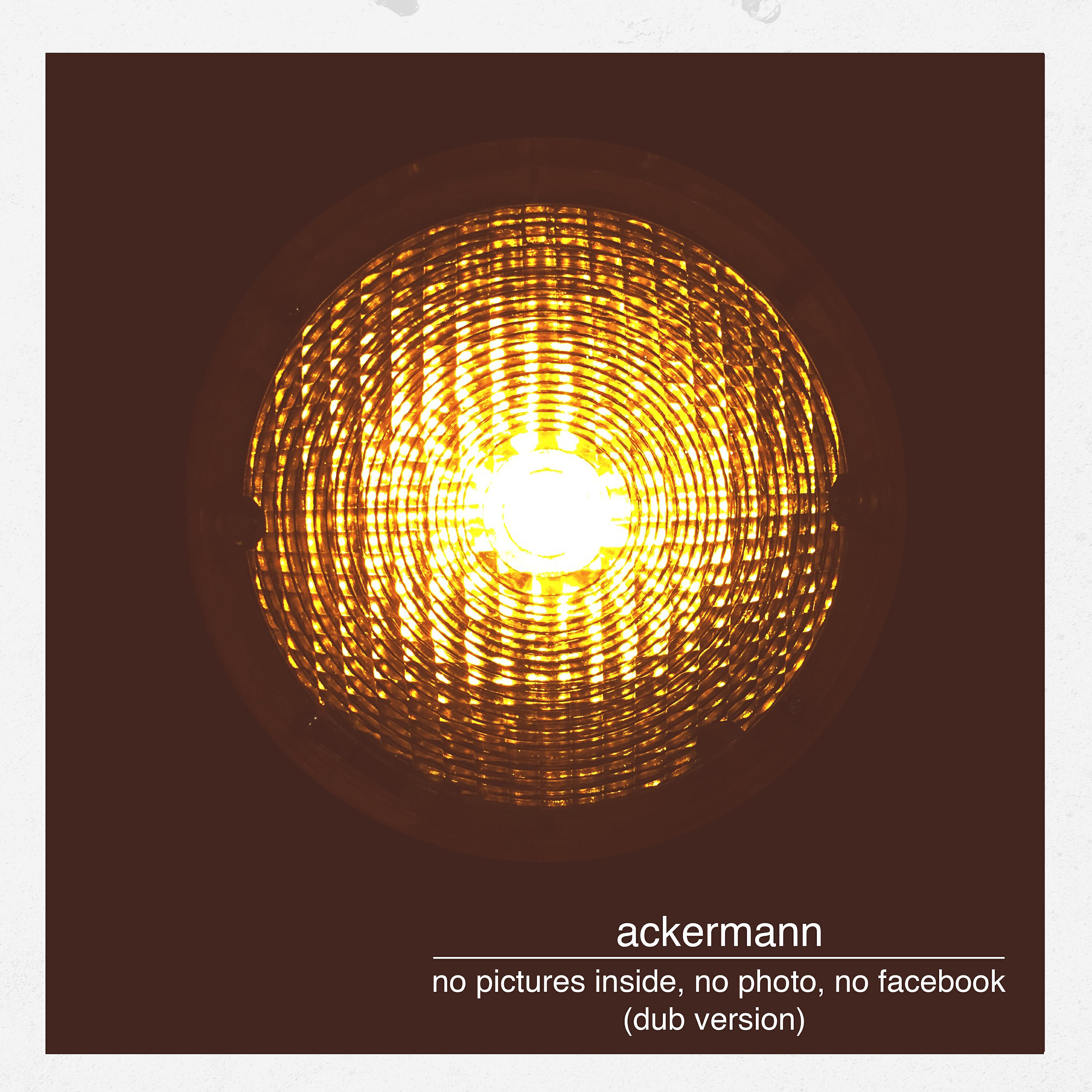Релиз No Pictures Inside, No Photo, No Facebook