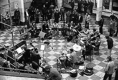Globe Unity Orchestra