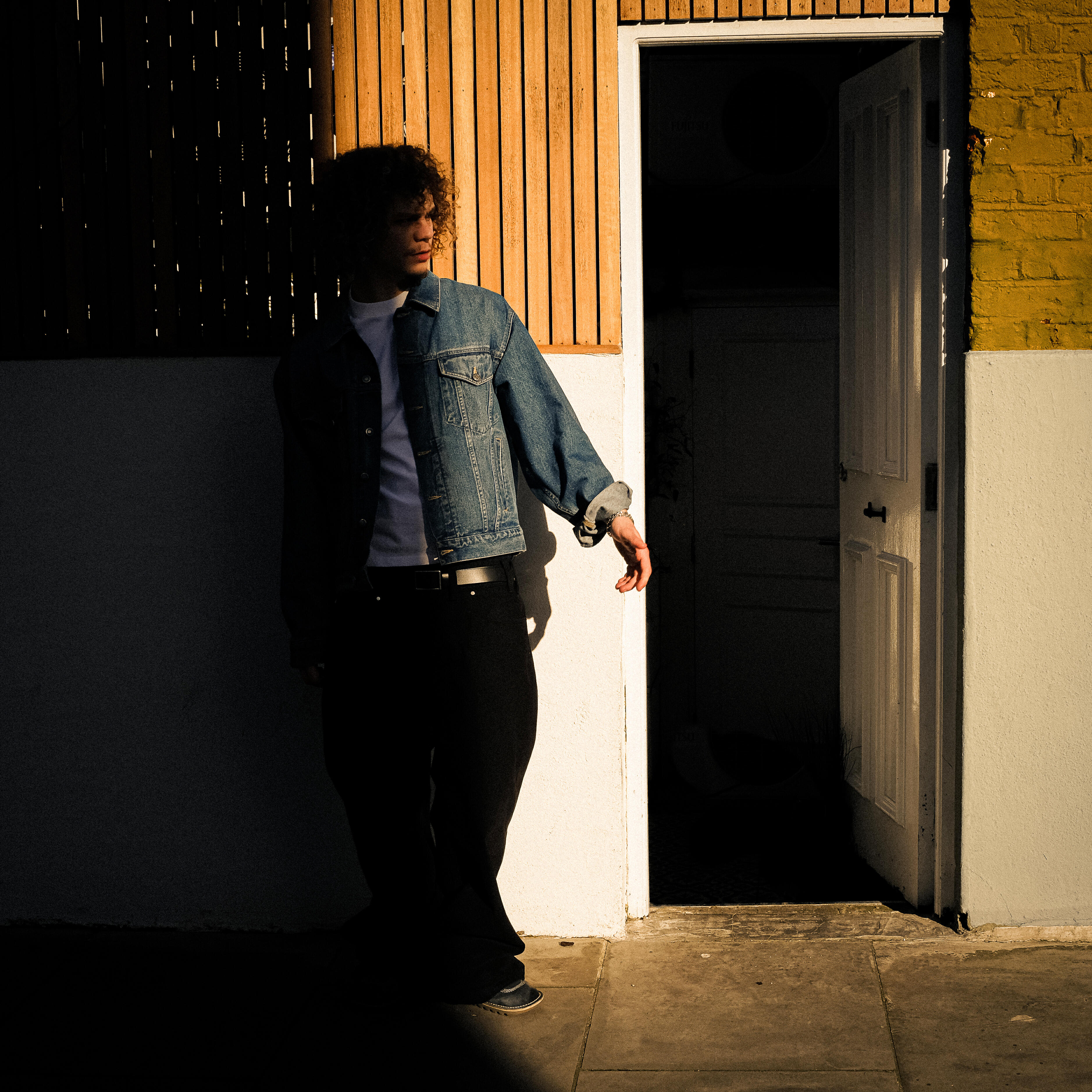 Tommy Saint