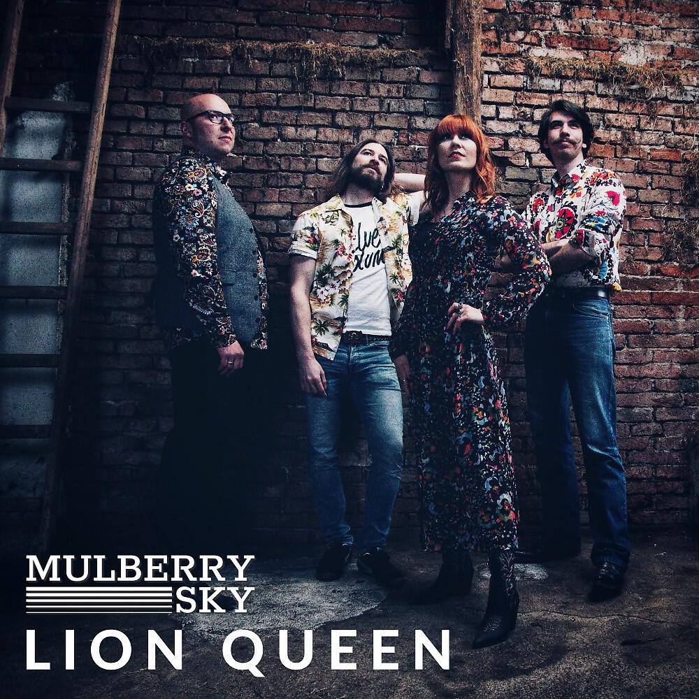 Постер альбома Lion Queen