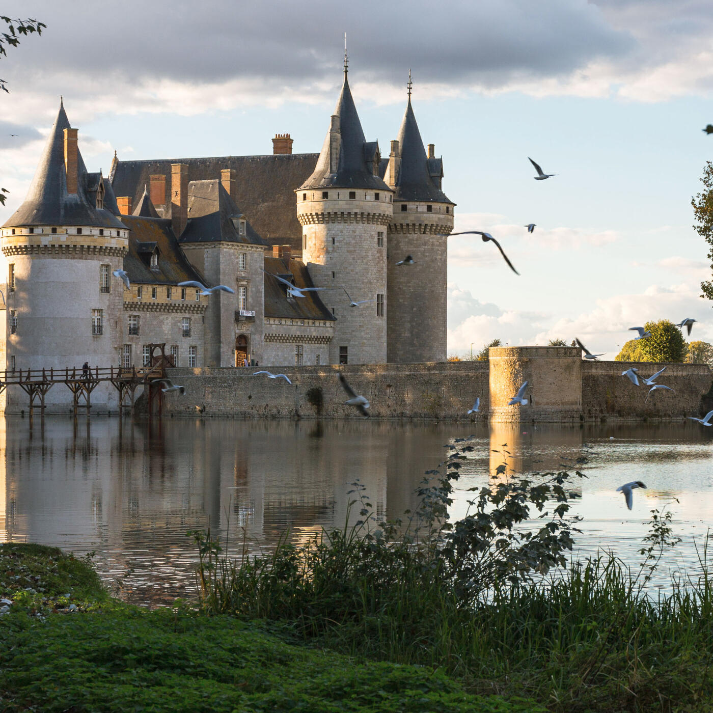 Релиз The Song of the Troubadour in the Old Castle