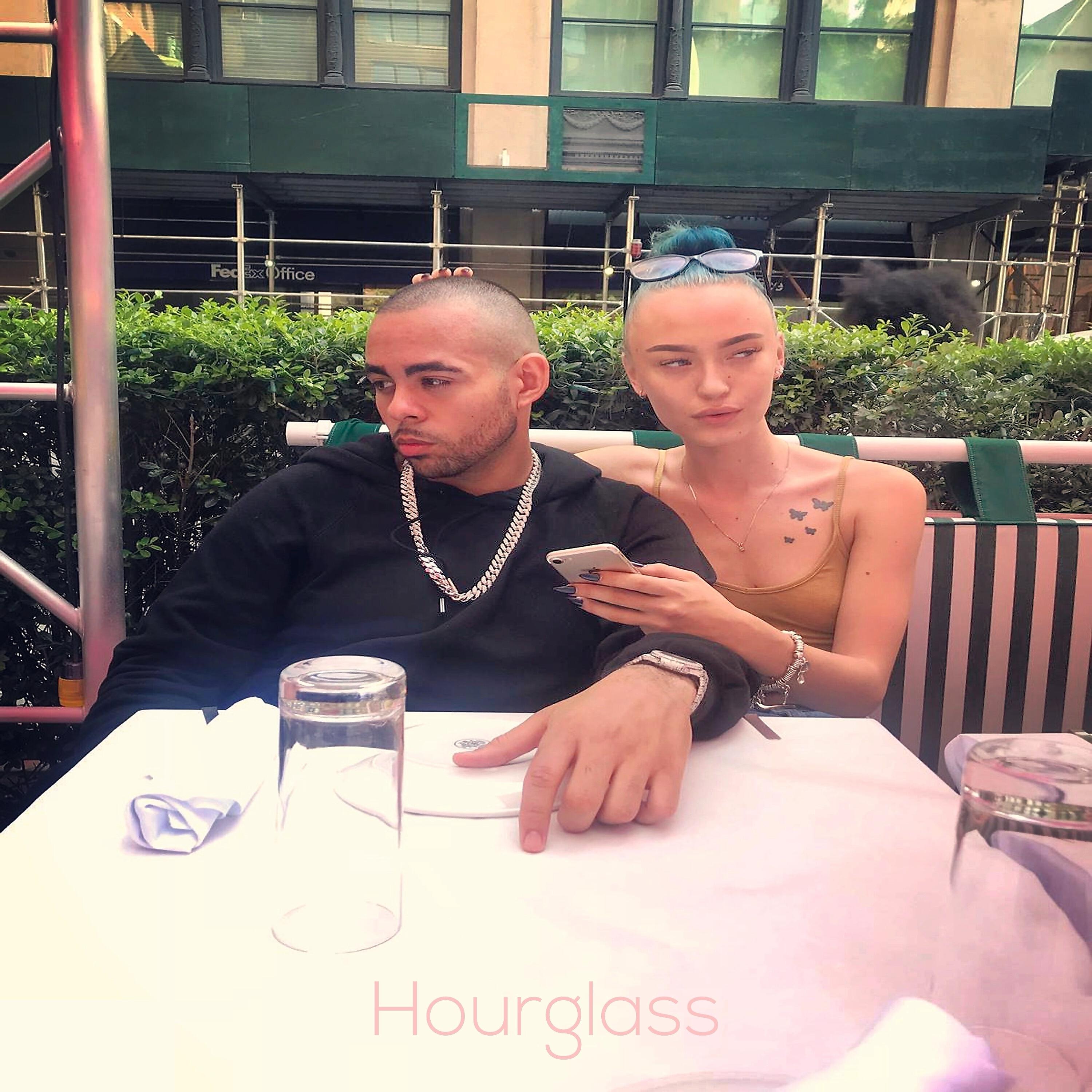 Релиз Hourglass