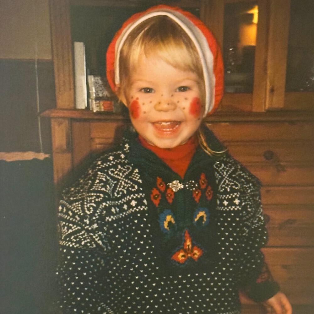 Релиз Nå Er Det Min Tur (Min Jul)