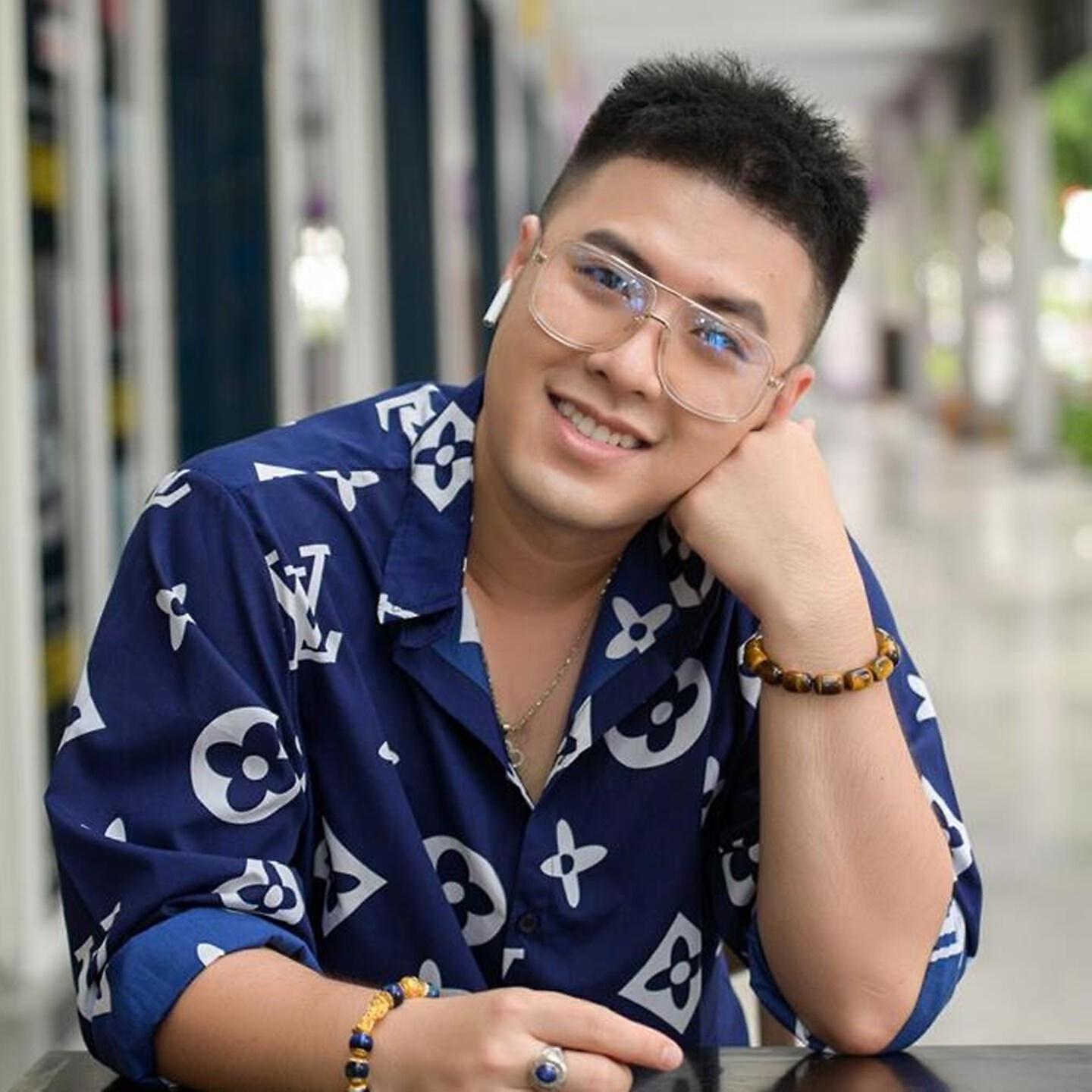 Khả Tú