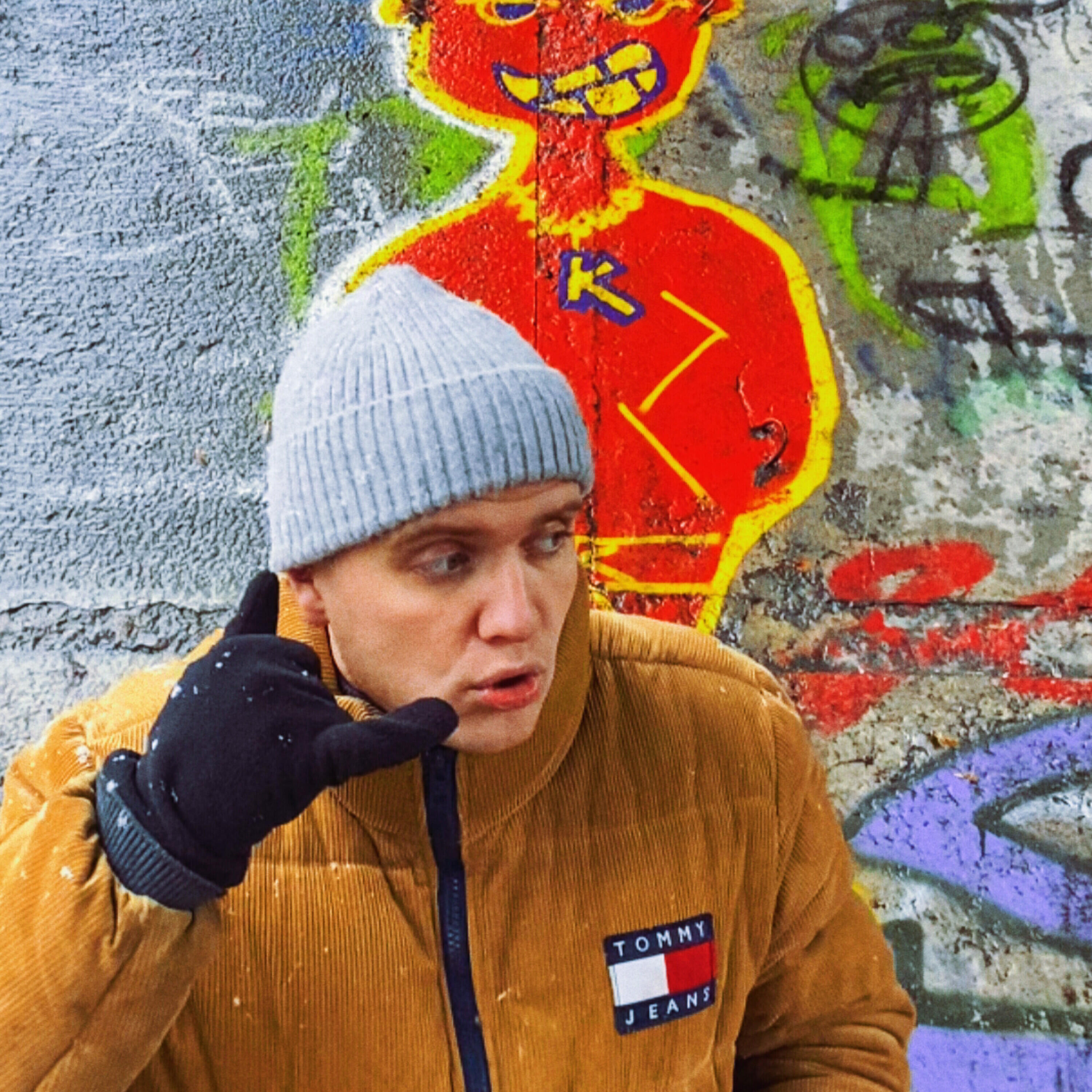 Релиз Помогал