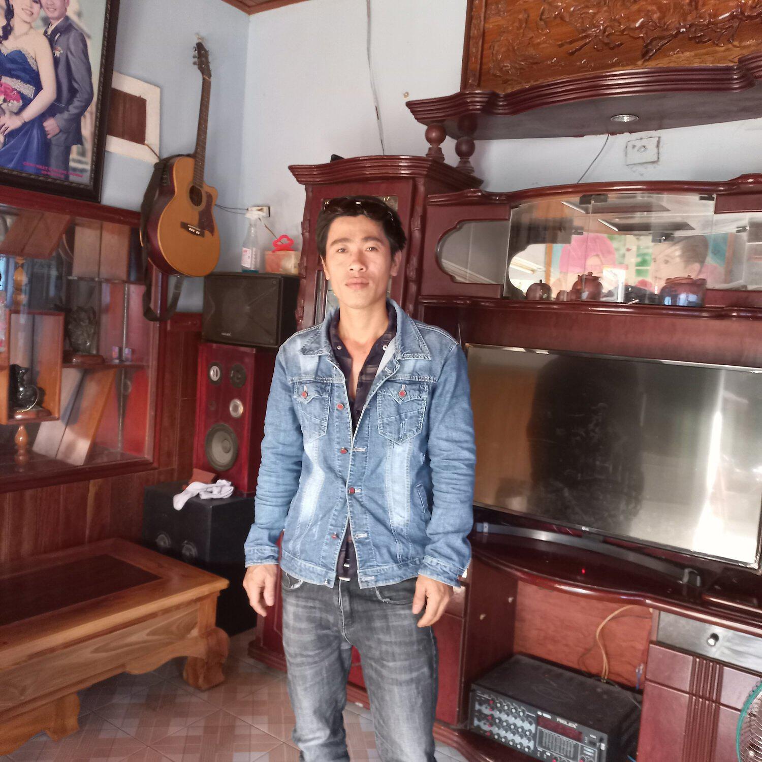 Релиз Thất bại và chiến thắng - anh hùng và tiểu nhân