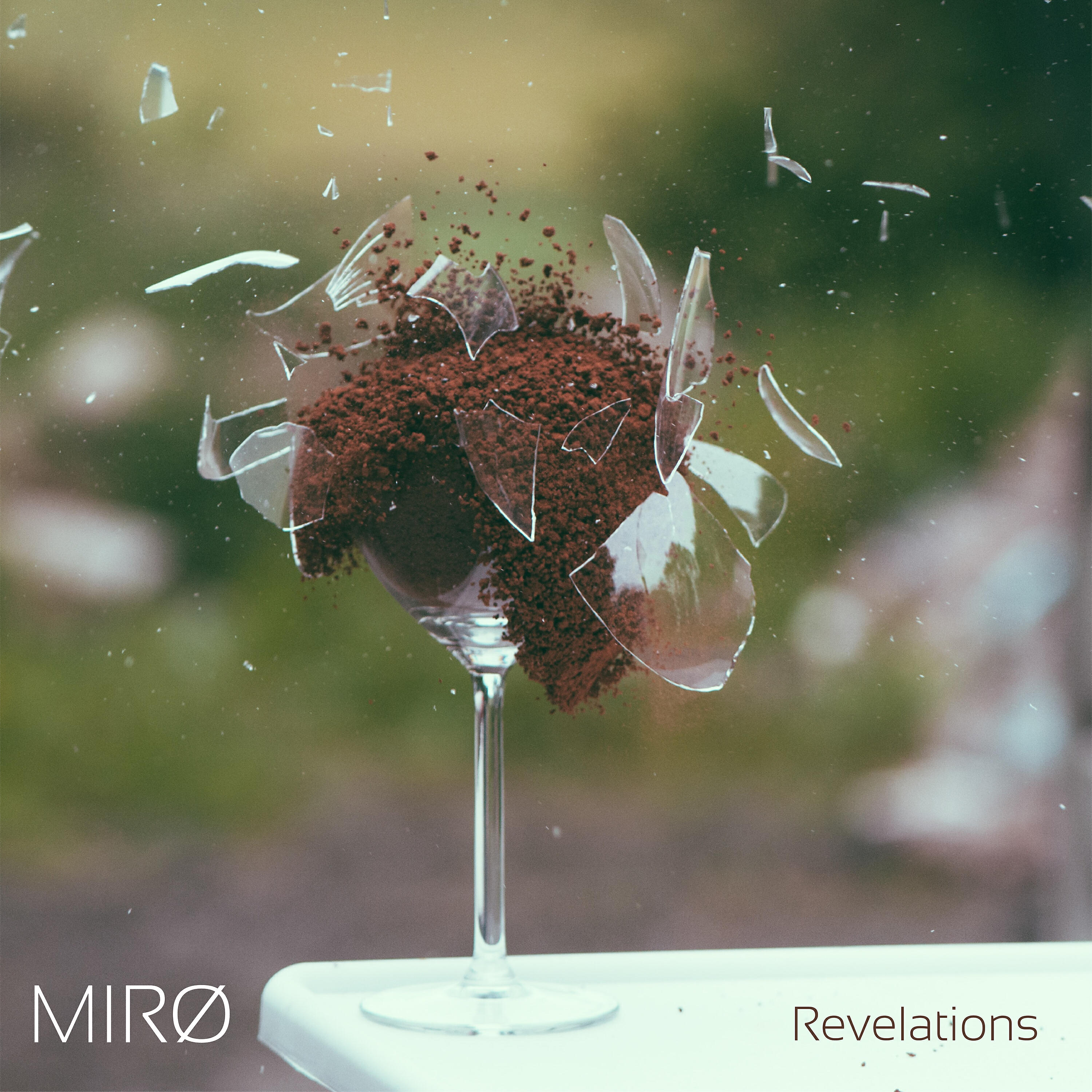 Релиз Revelations