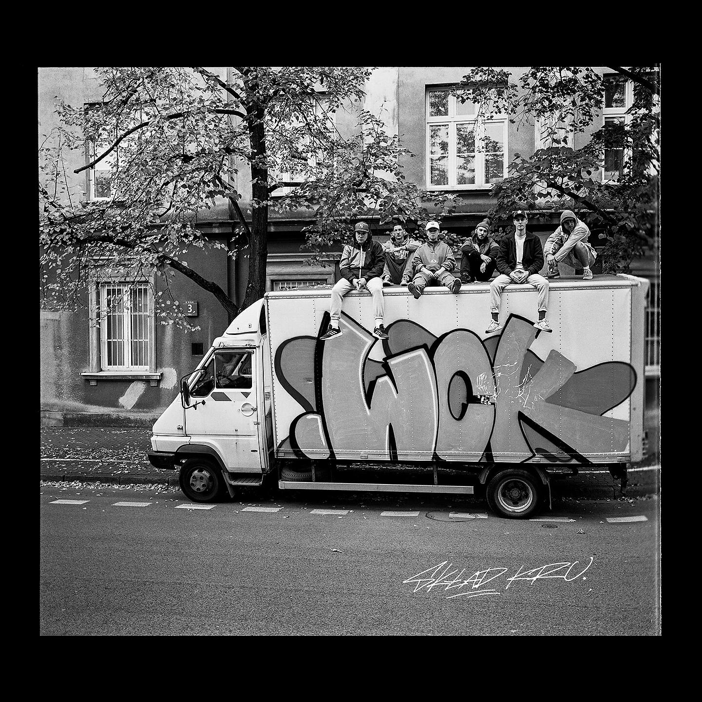 Скачать песню Wck, Mitch Dope, Kuba Knap, Skrubol, Ryfa Ri, Gruby Józek, M.A.D.A., Kaietanovich, LazyOne - Fazkonauci бесплатно в MP3 для Android и iOS