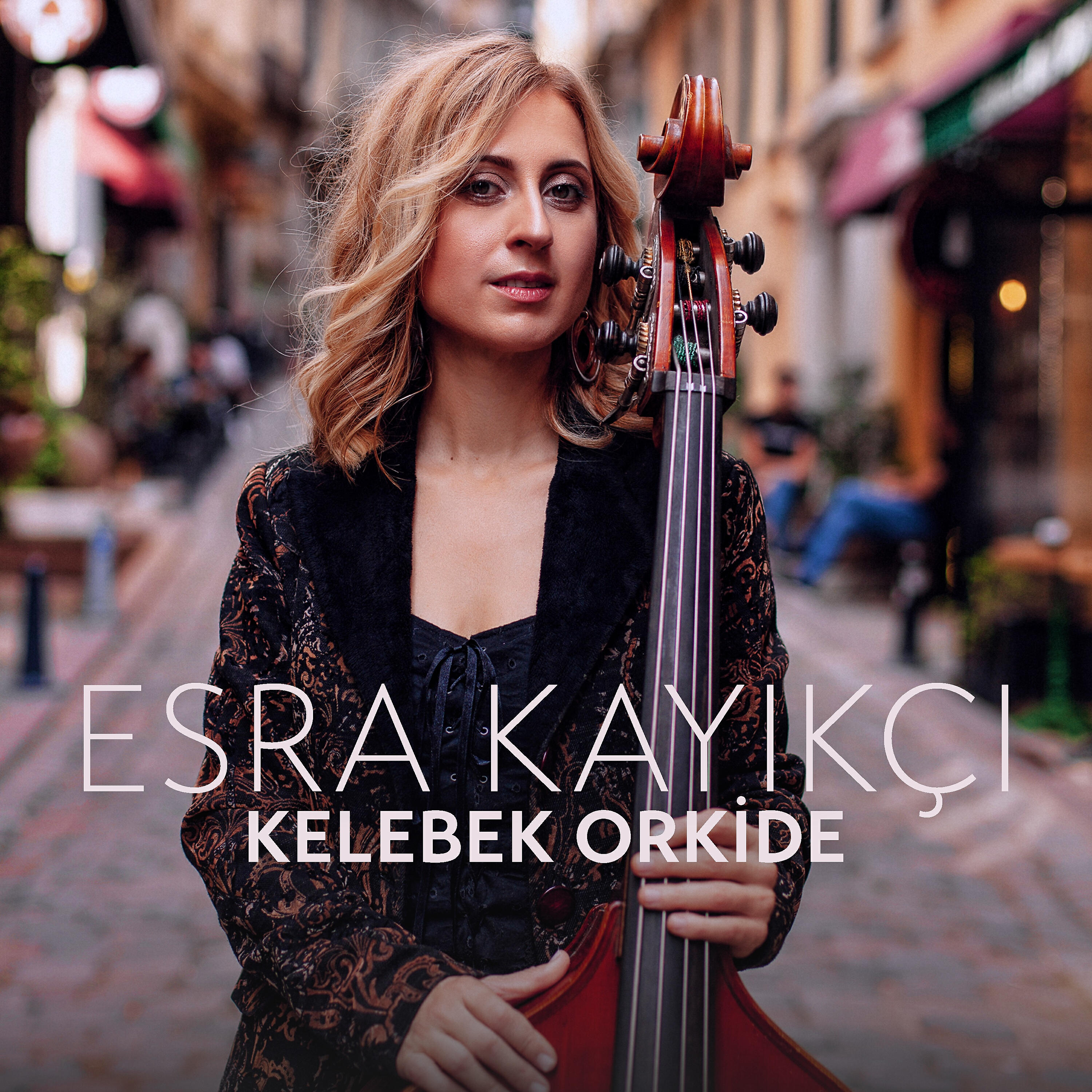 Esra Kayıkçı