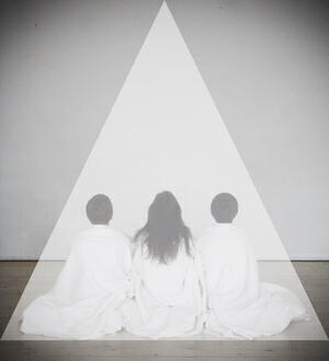 3 Colours of White