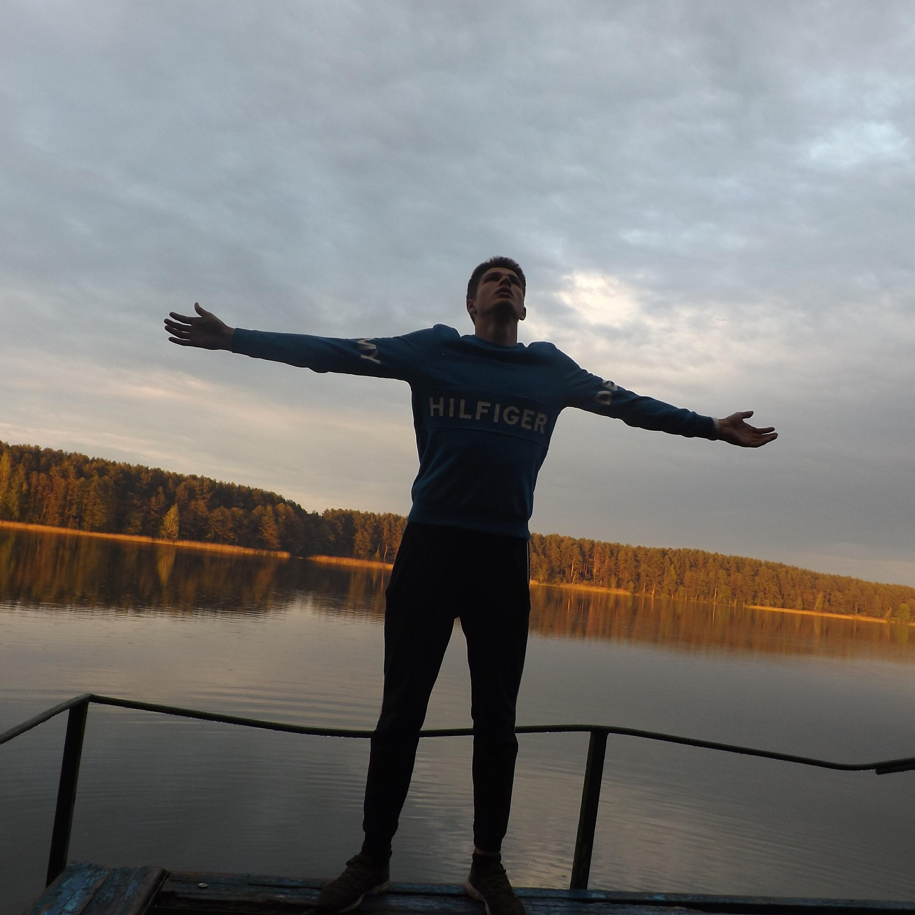 Релиз Летать