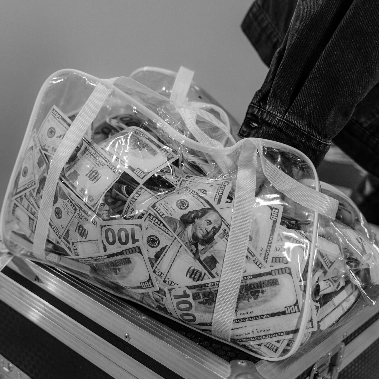 Релиз MONEY CASH