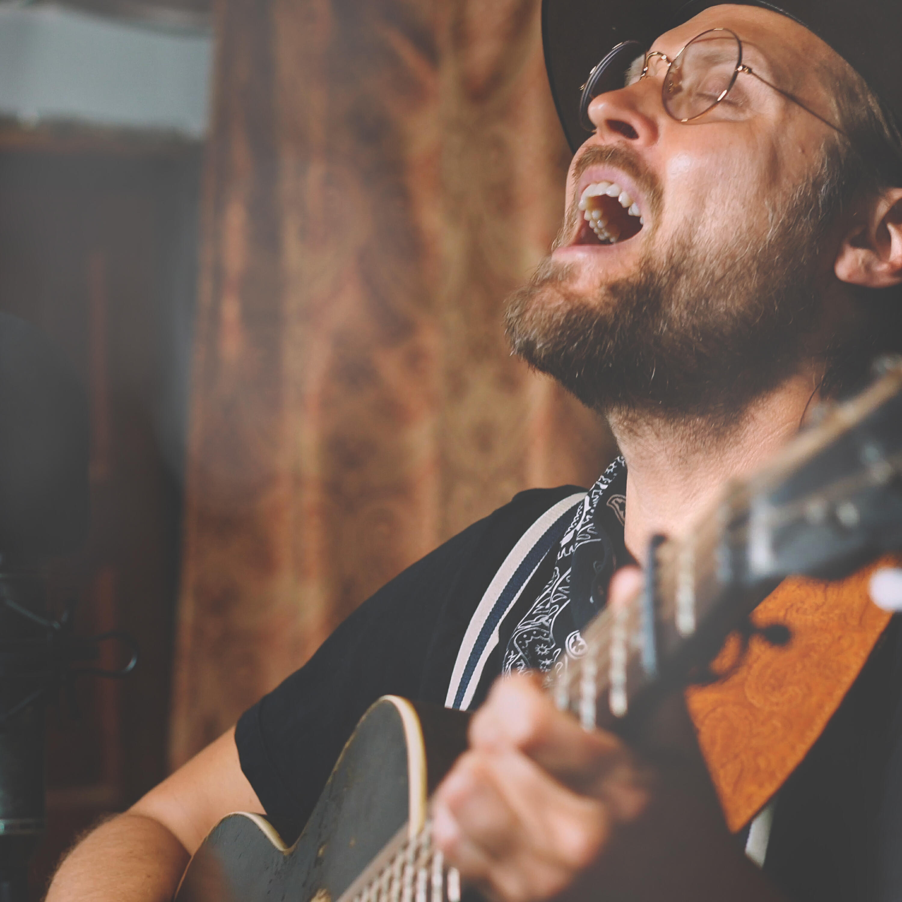 Релиз Needle And Thread (Live at Emporium Presents)