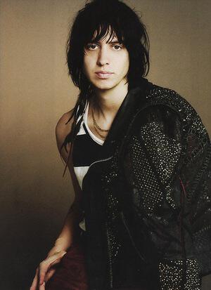 Julian Casablancas все песни в mp3