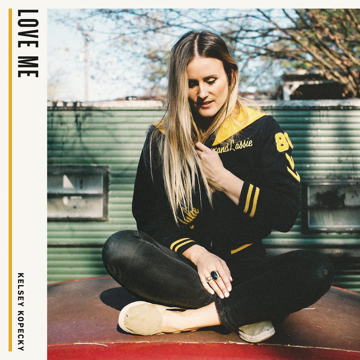 Релиз Love Me