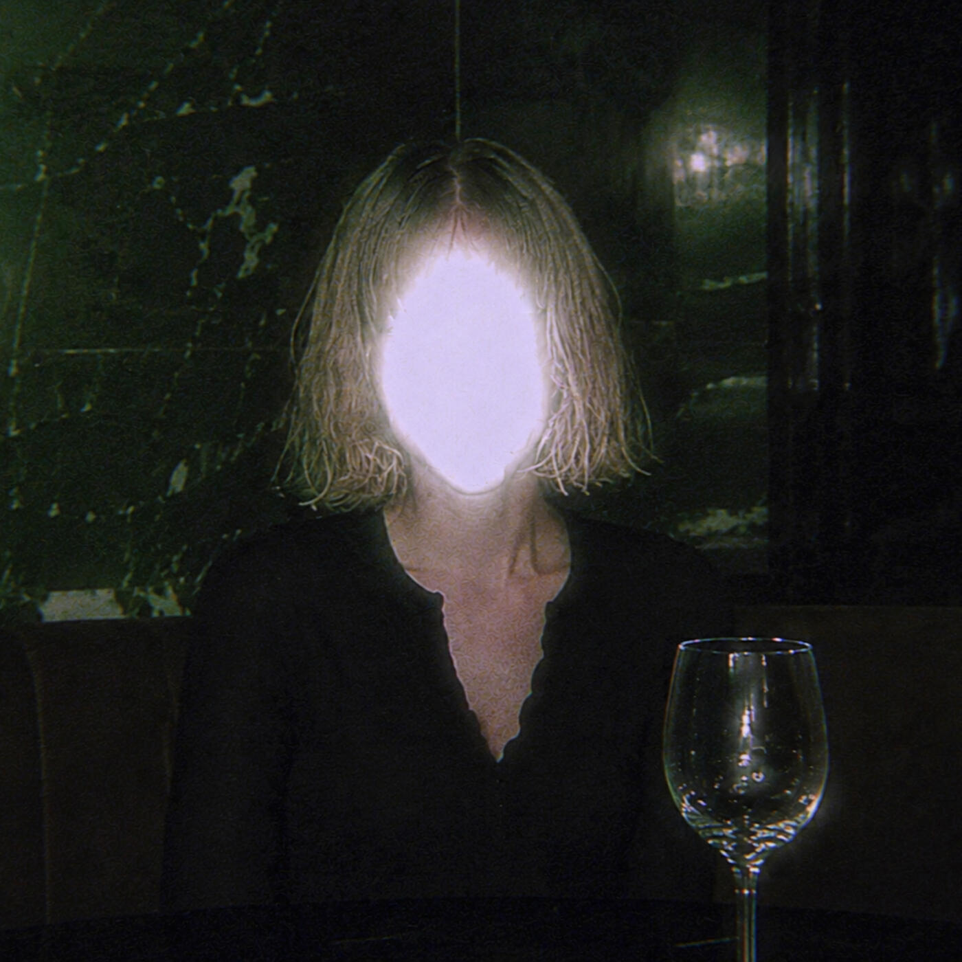 Релиз Lights