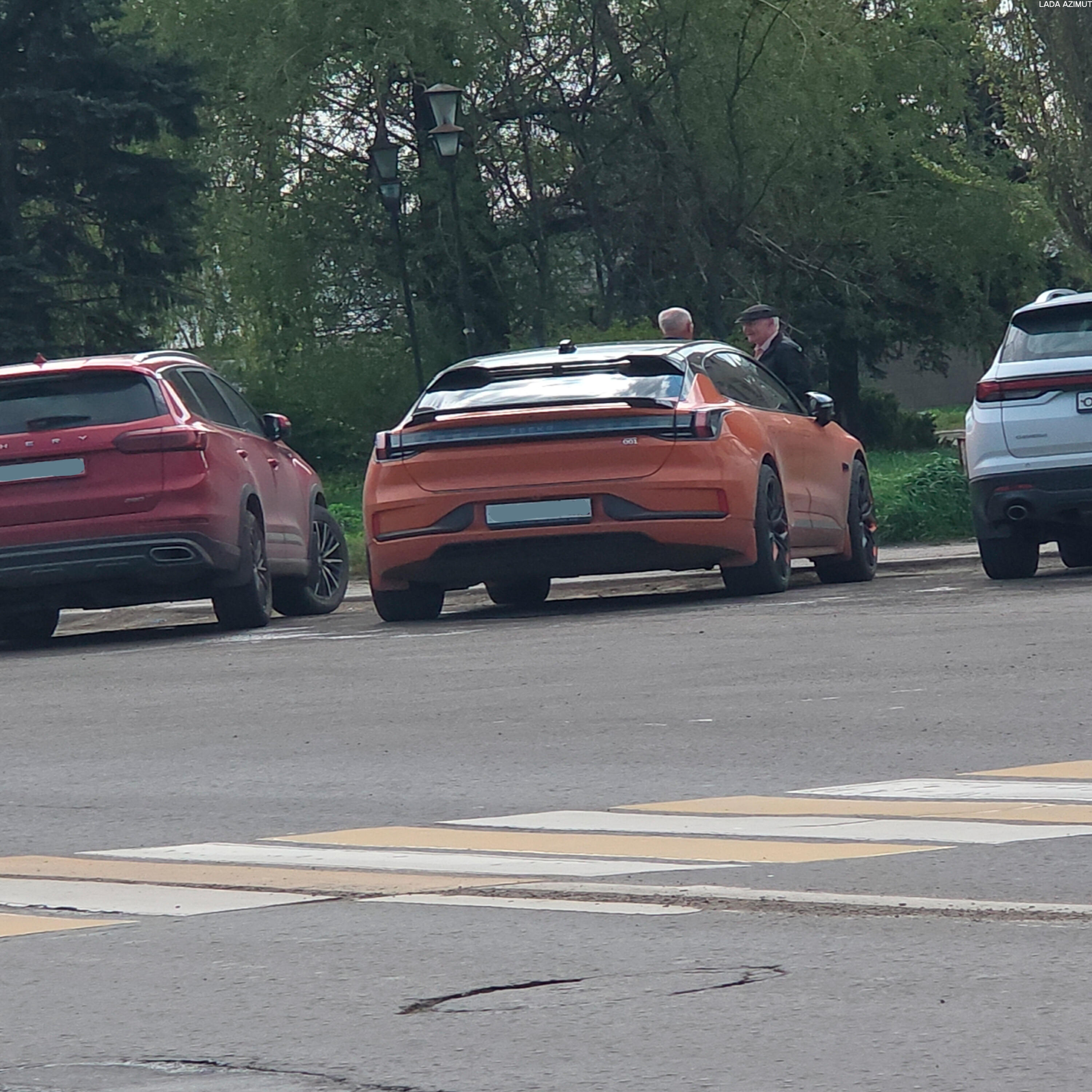 Релиз Zeekr 001 x Lada Azimut