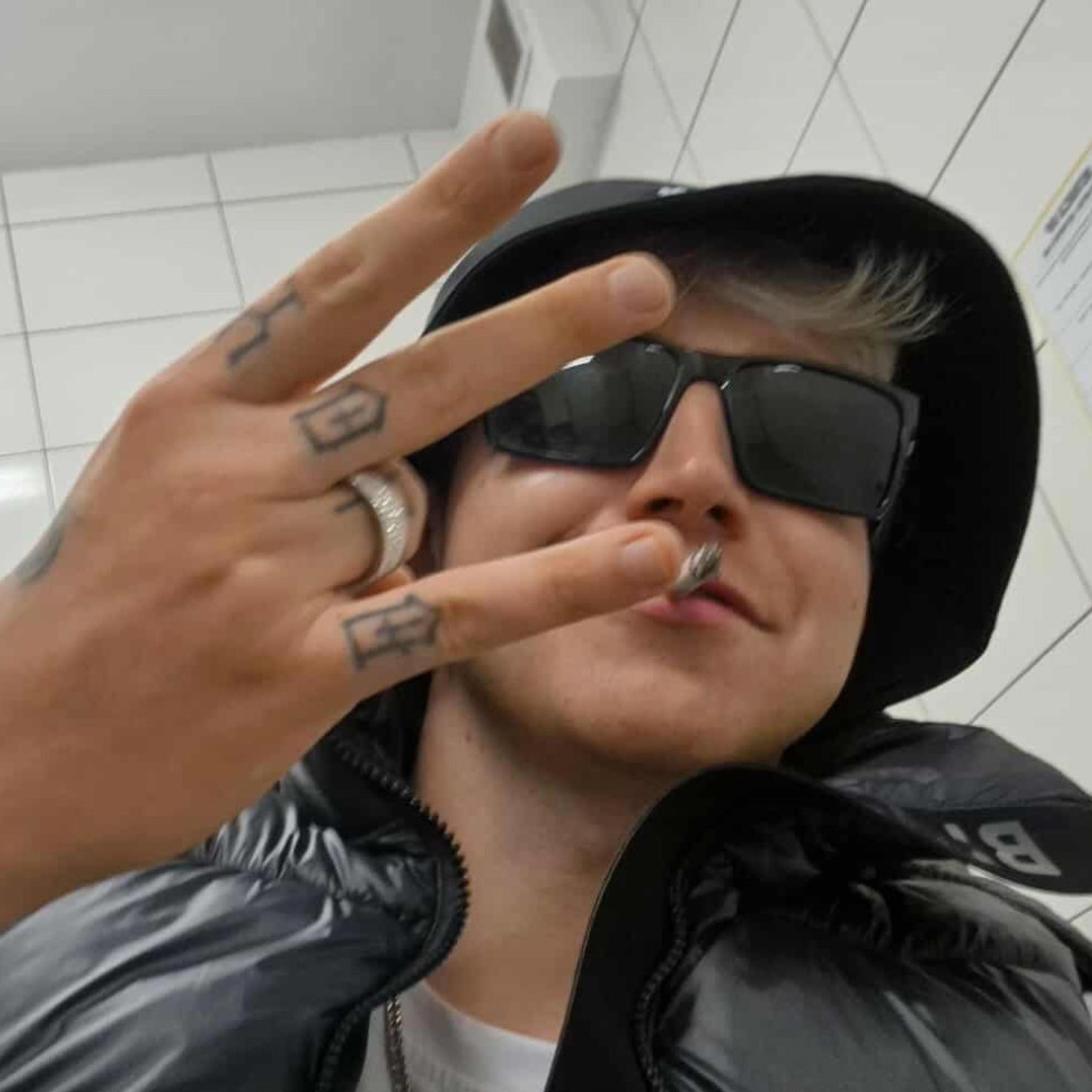 Релиз Te studentki są loco