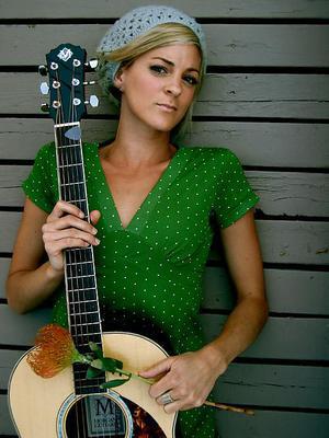 Laurell все песни в mp3