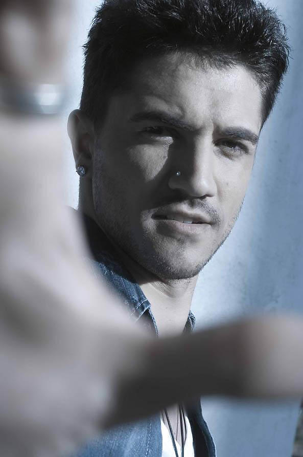 Mikee Introna