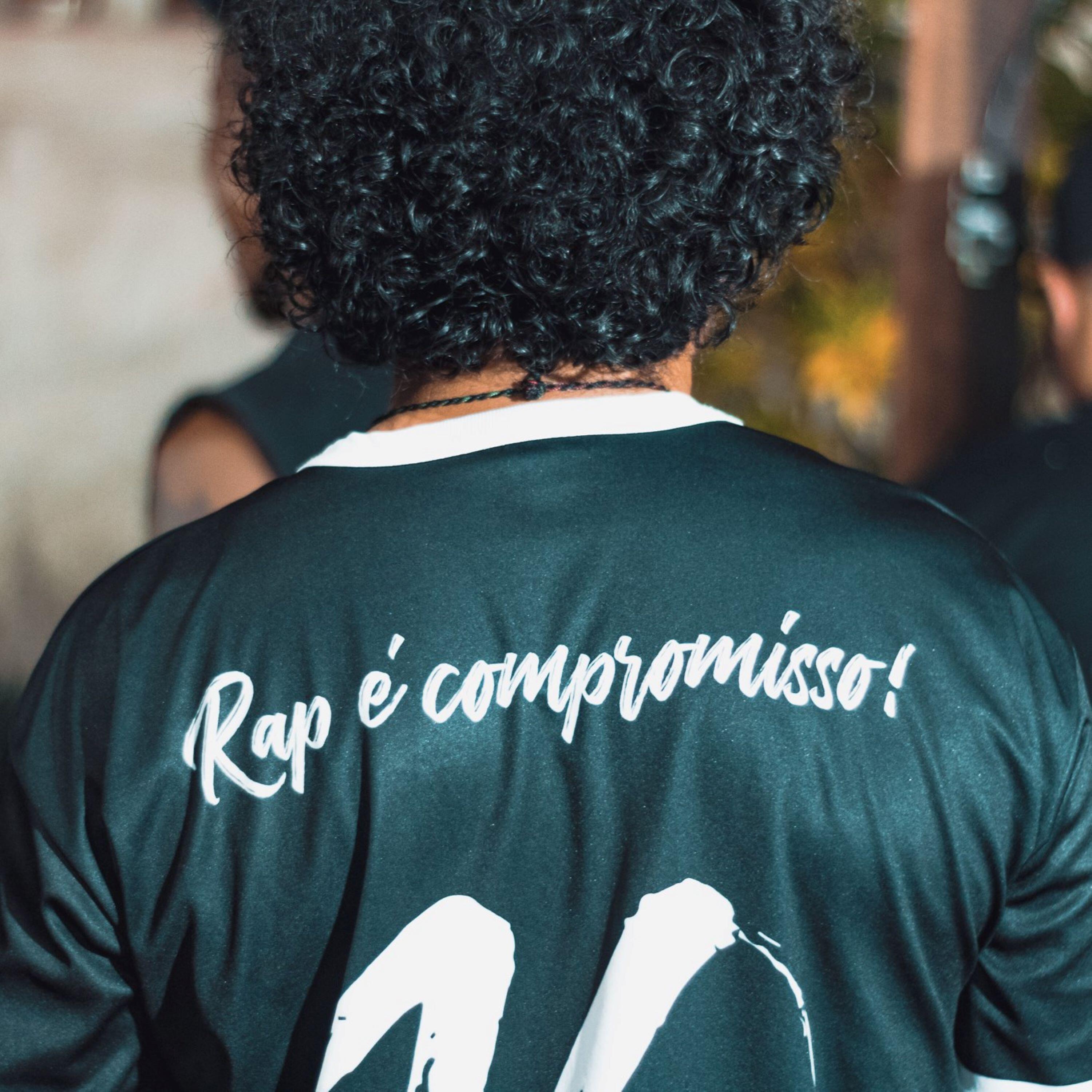 Релиз De Cabral à Bolsonaro