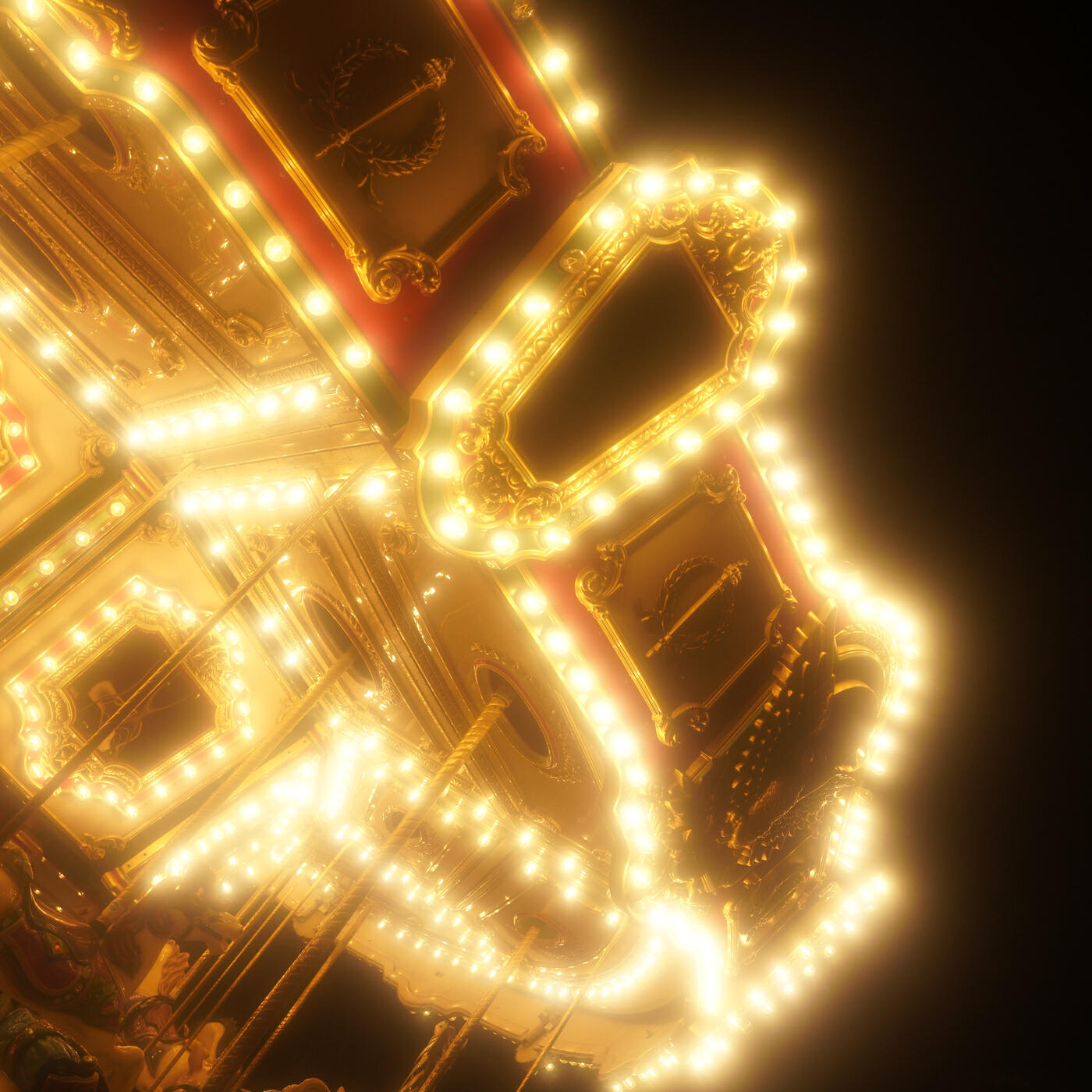 Релиз Merry go round