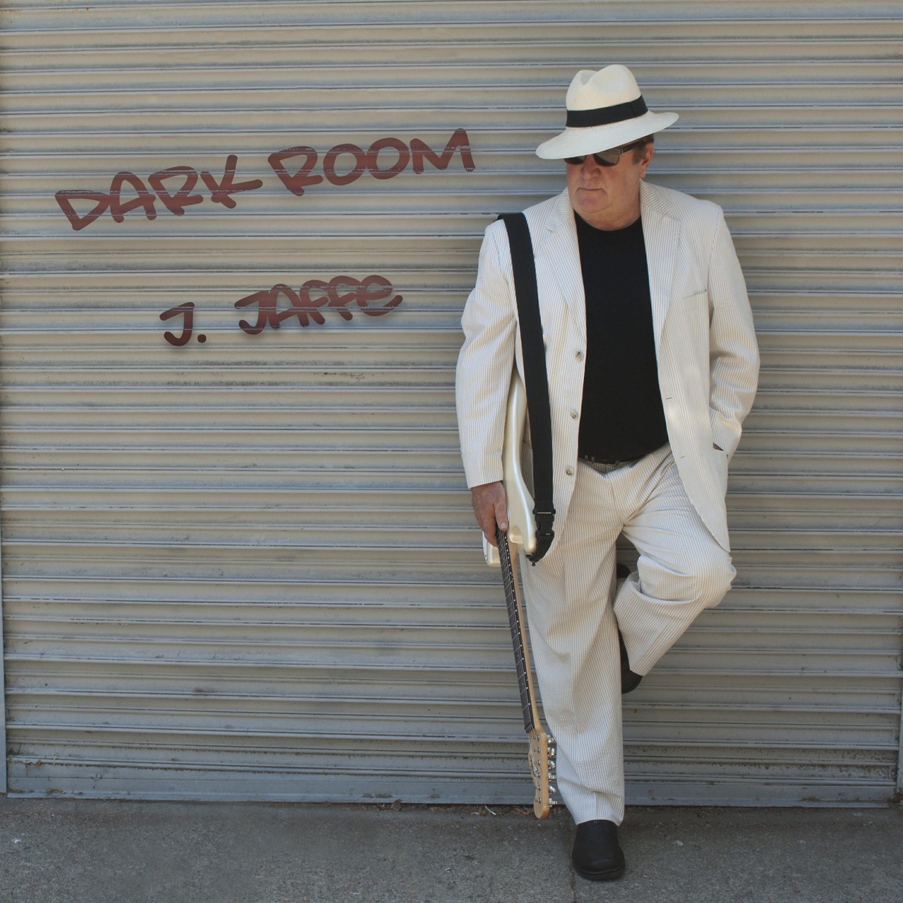 Релиз Dark Room