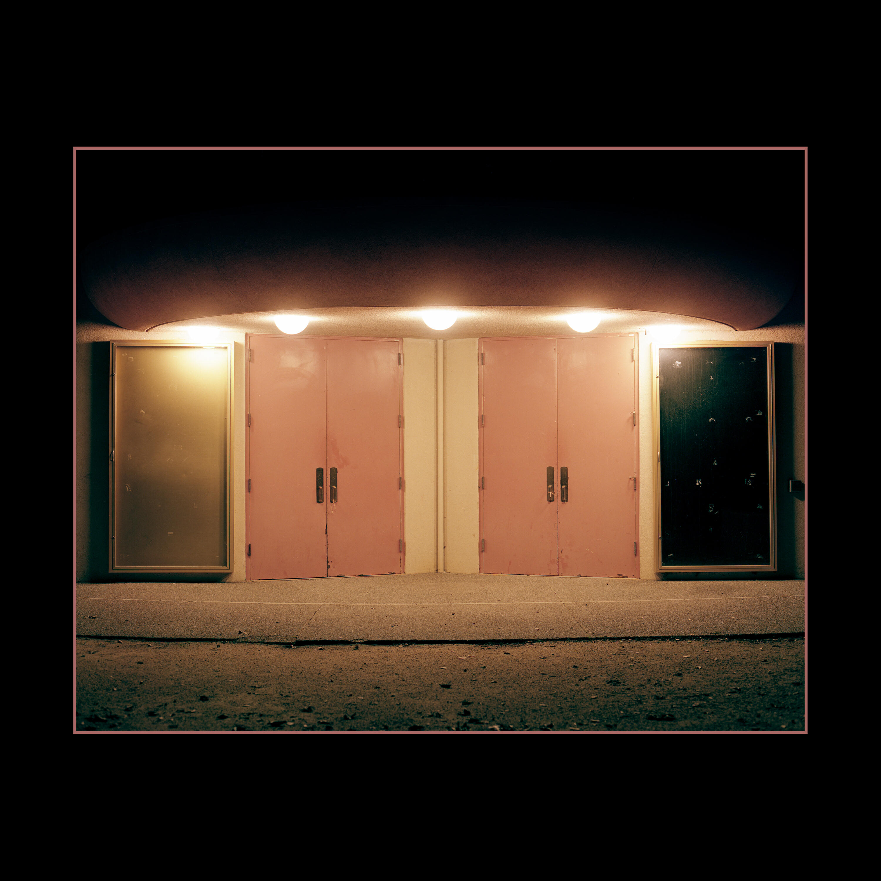 Релиз silence in stockholm