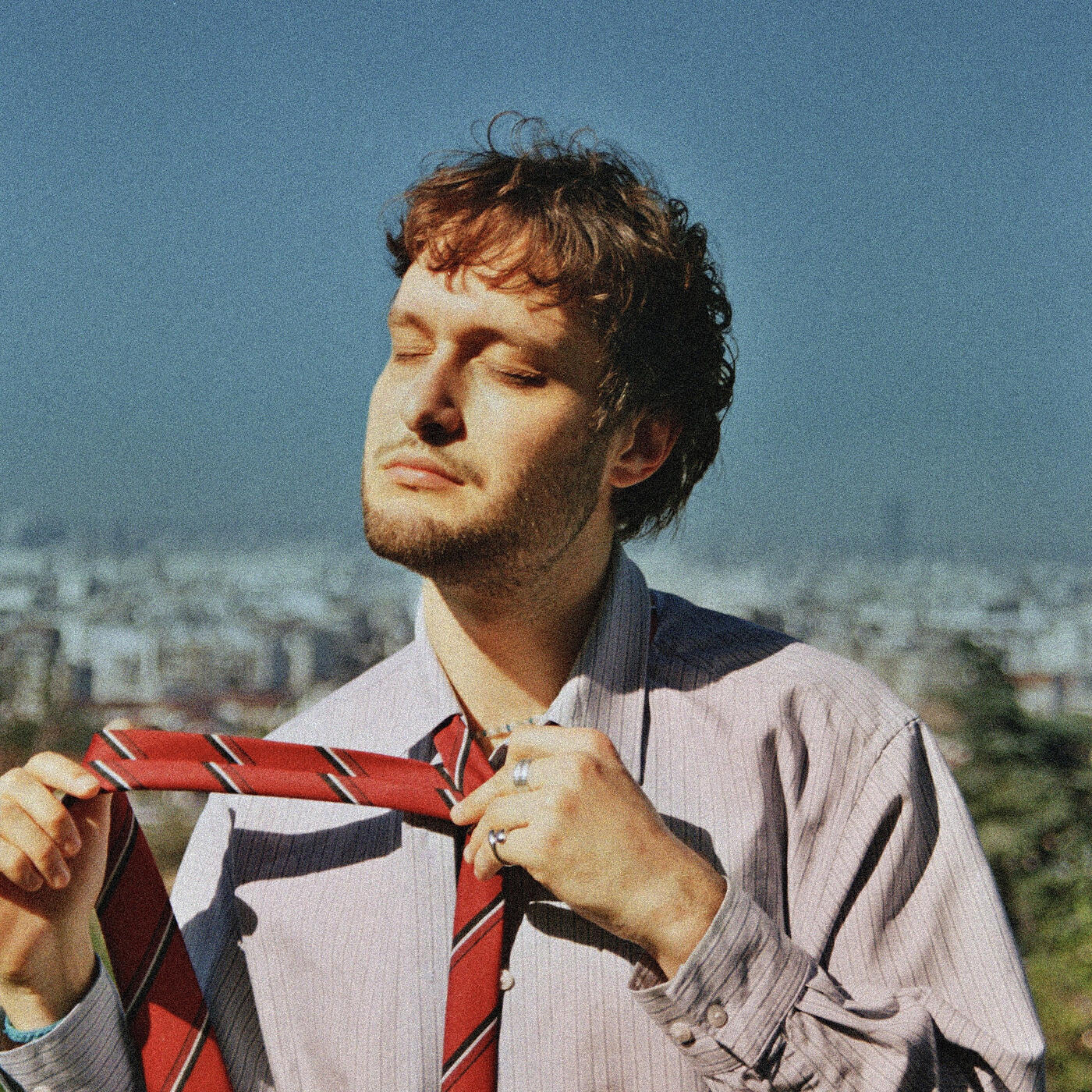 LUCIEN LÉONE