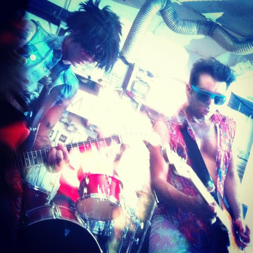 Релиз Pool Party Surprise