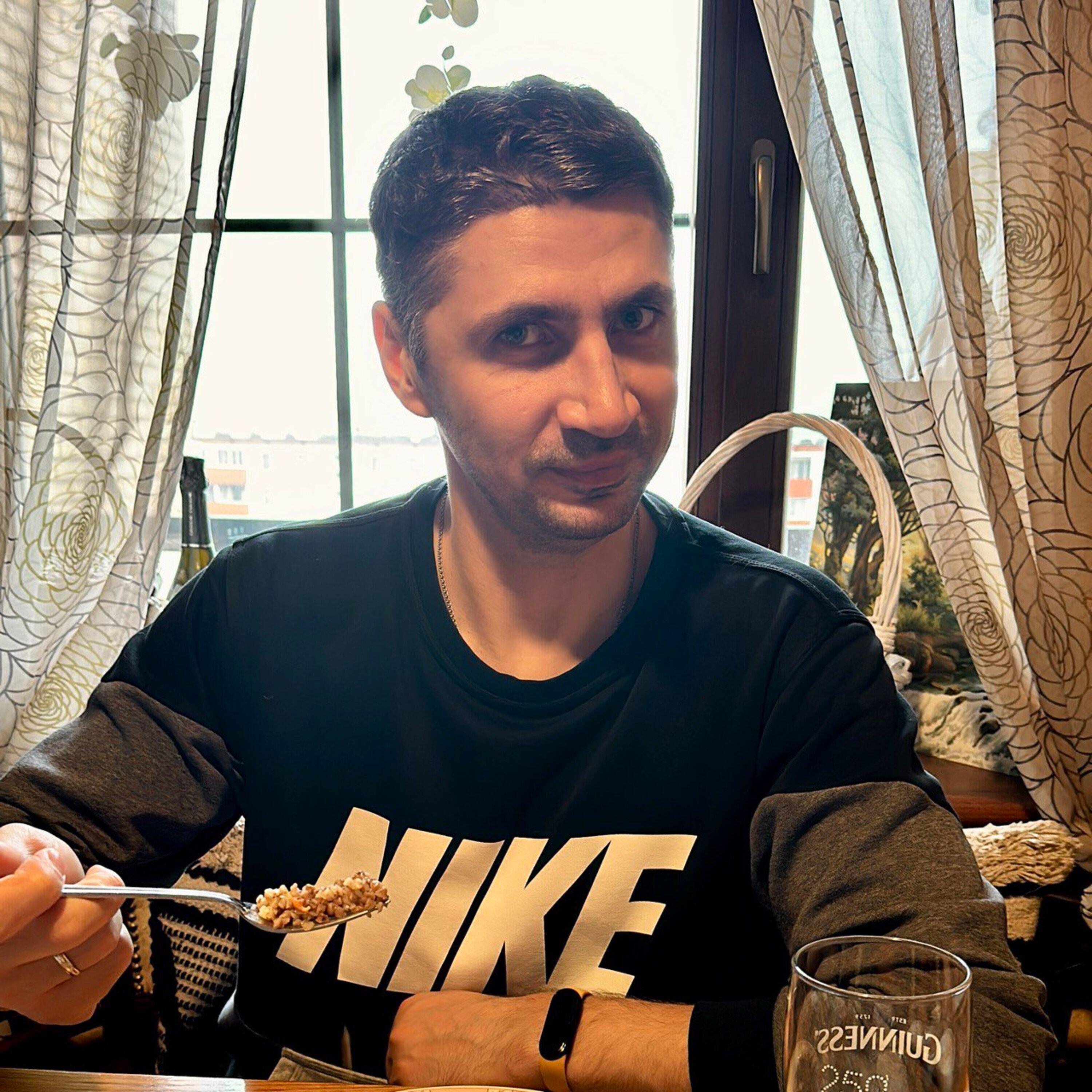 Релиз Песня про Саню