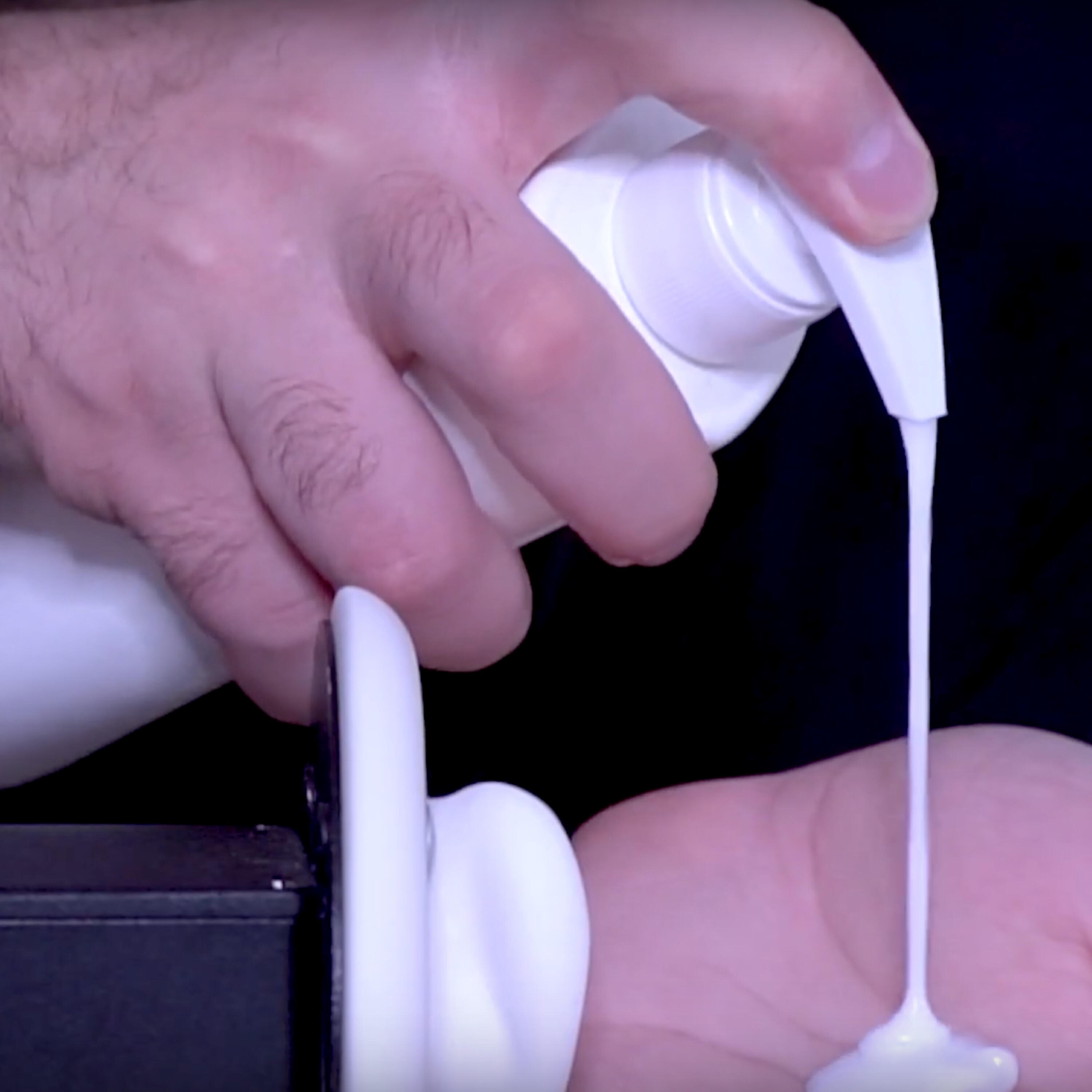 Релиз Lubricated Ear Massage