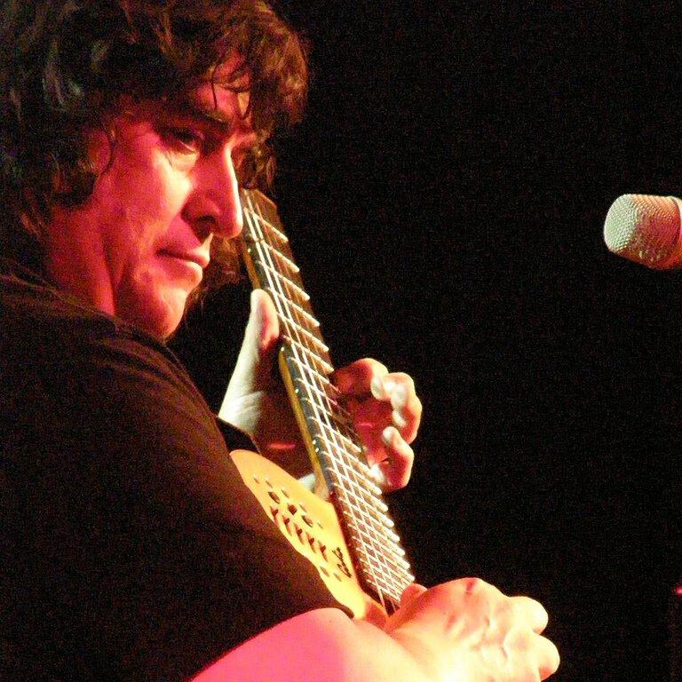Luis Salinas