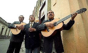 Trio Los Chamas
