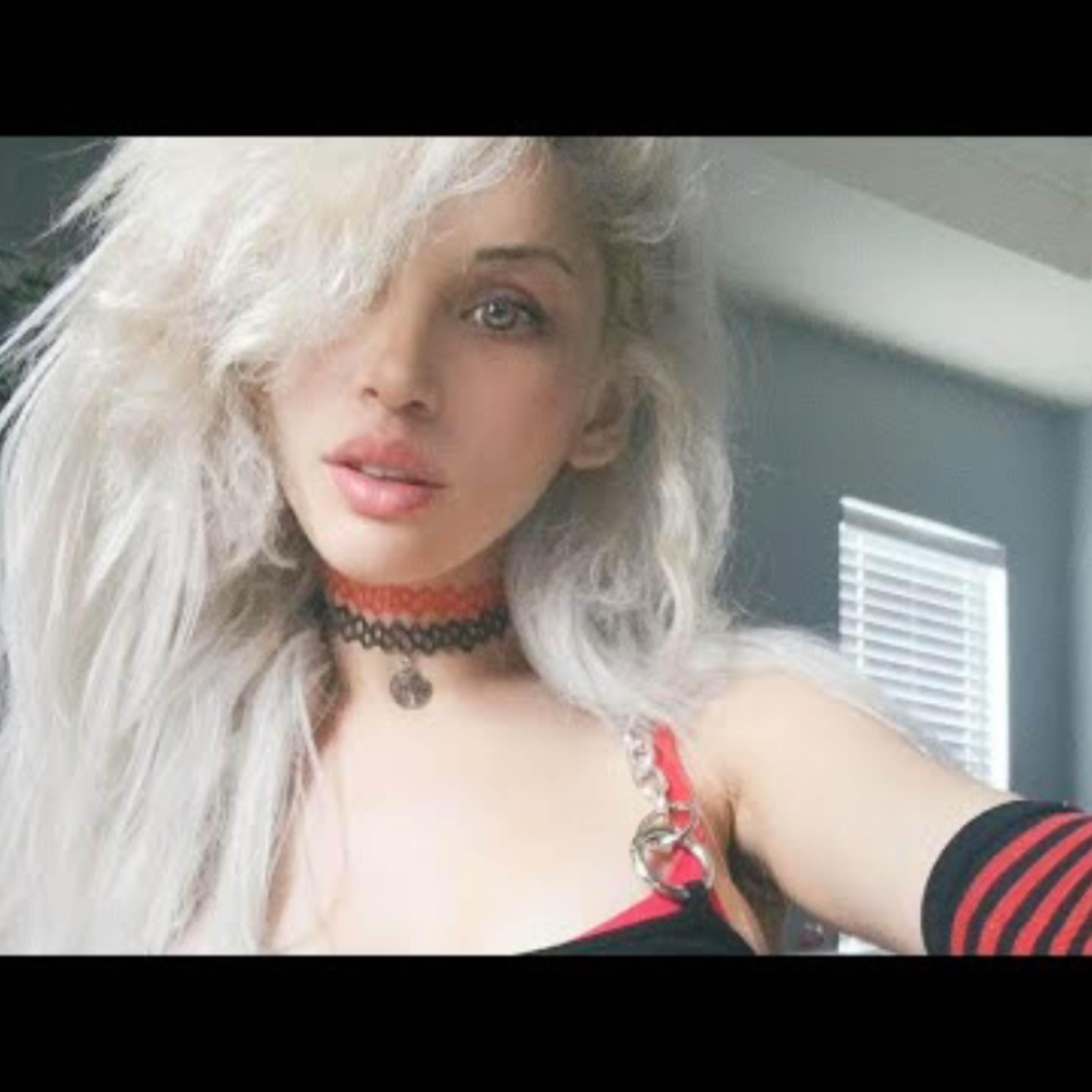 Релиз ASMR - Singing Softly in Your Ears - Answering Your Questions