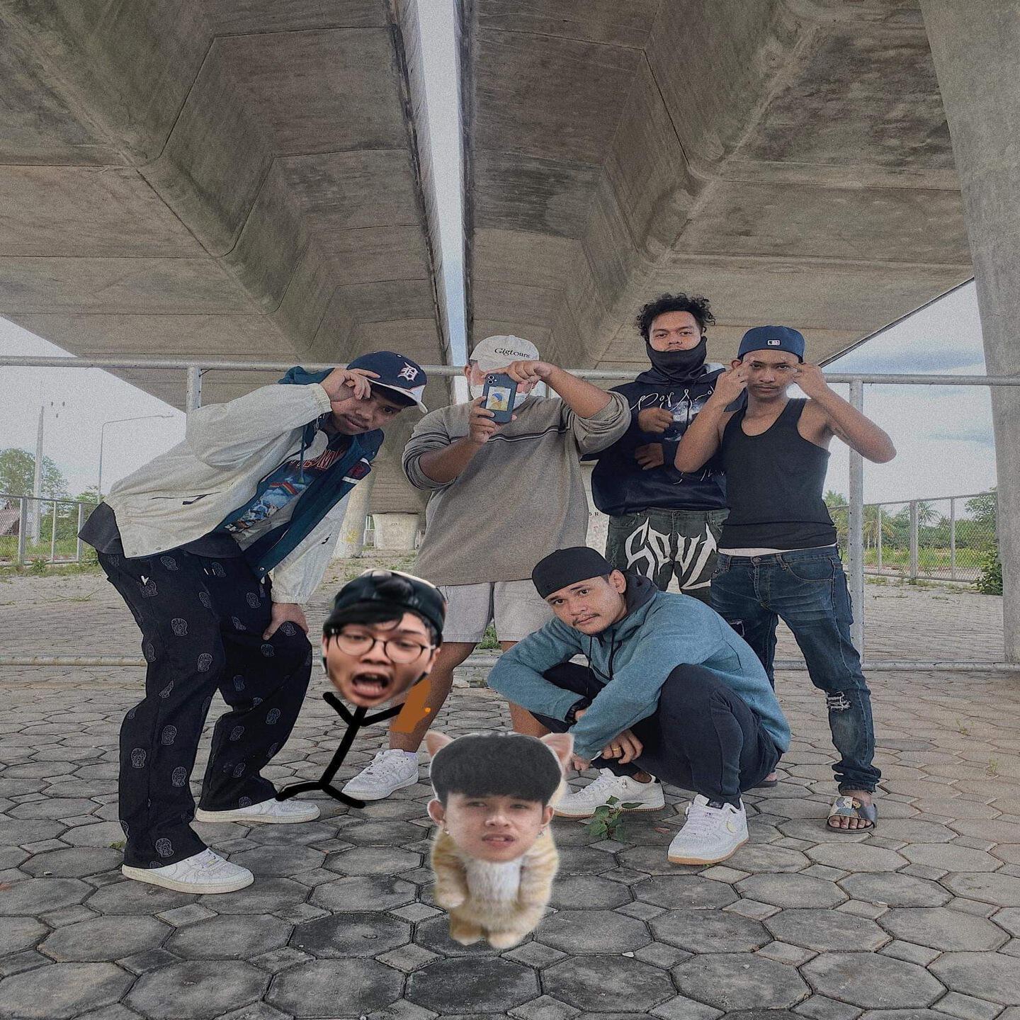 ARMROii, 4k, L.K., YoungSoul, LIL ZAKI - ประเทศทวย