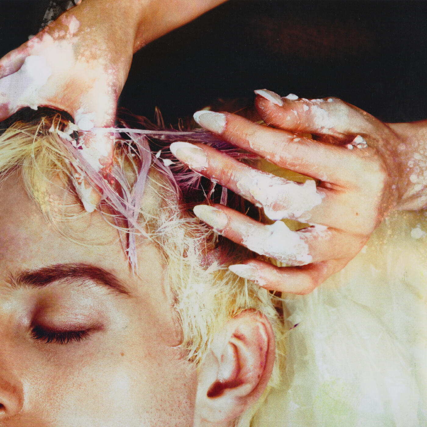 Релиз i wanna be your girl