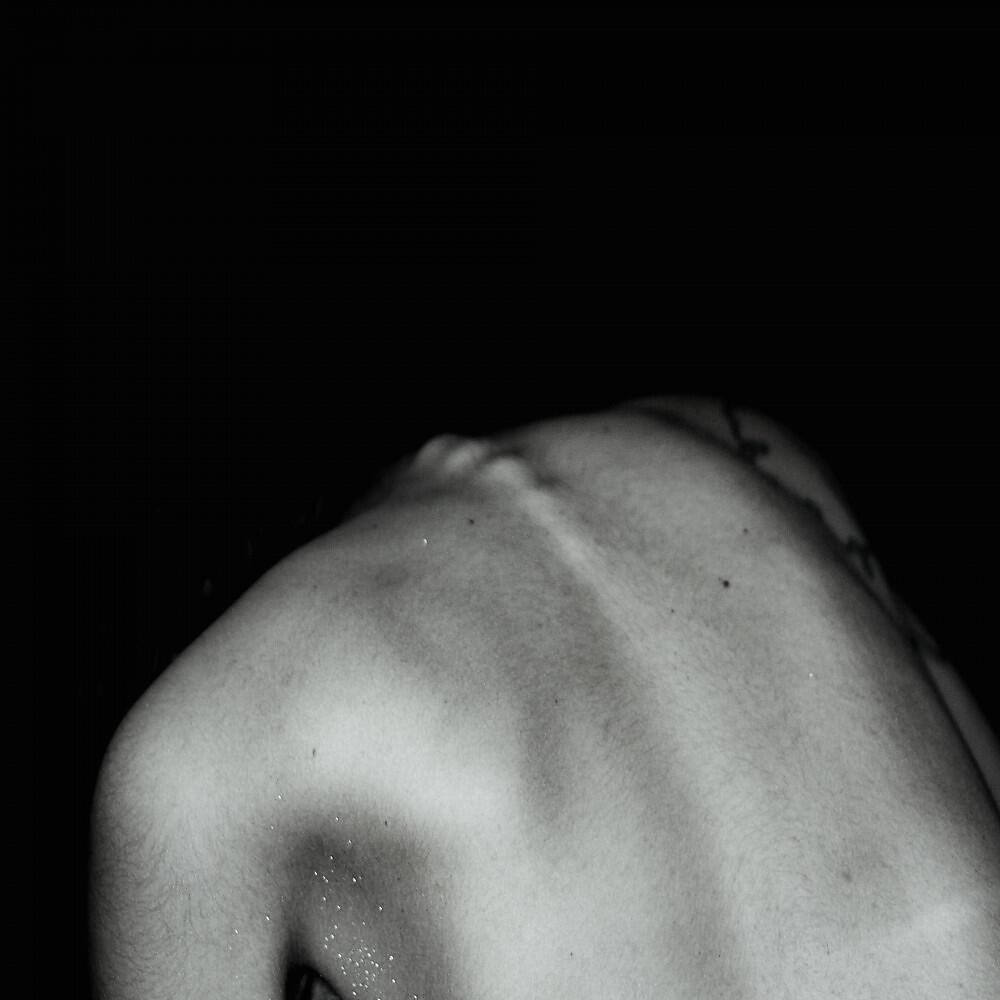 Релиз Electric Skin