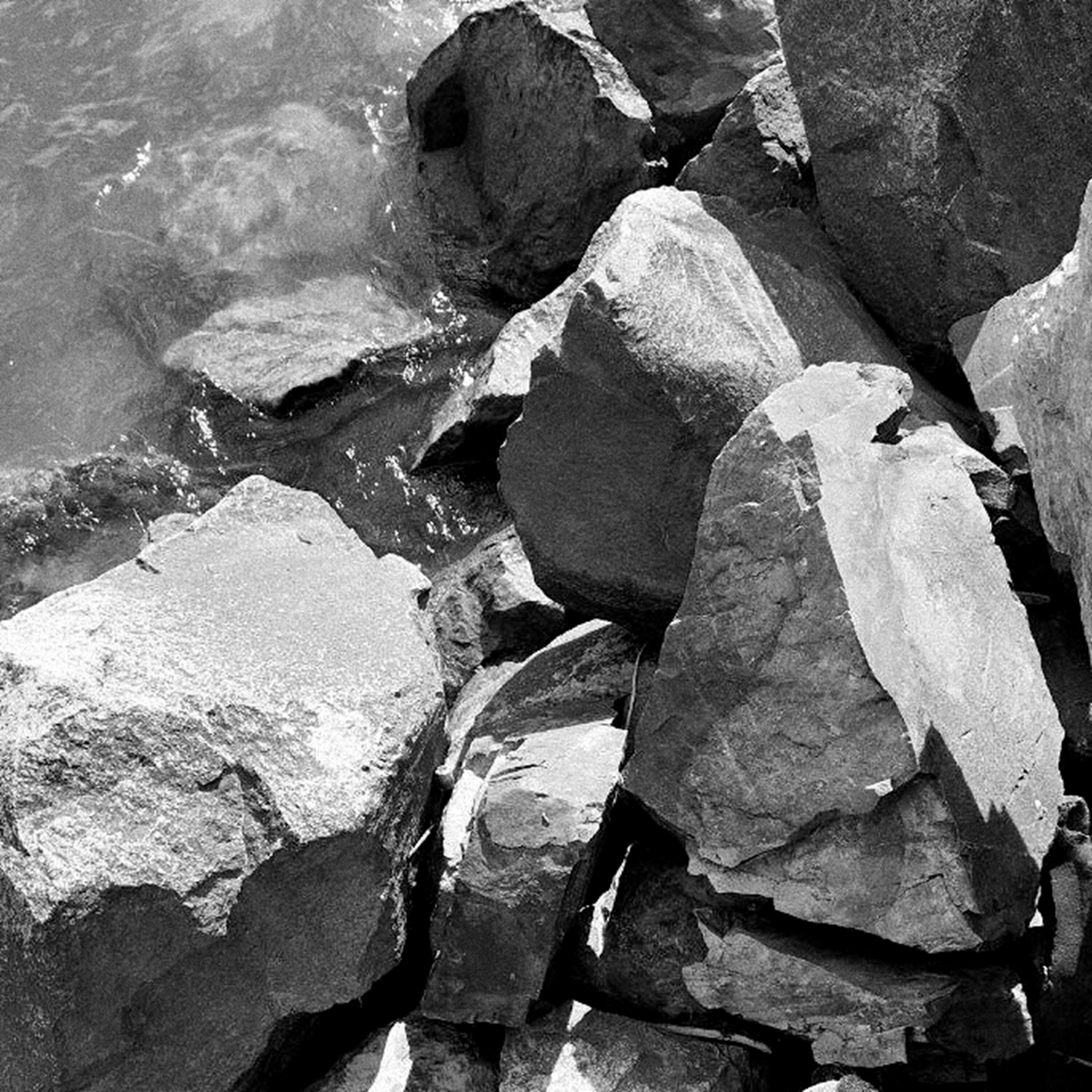 Релиз Камни